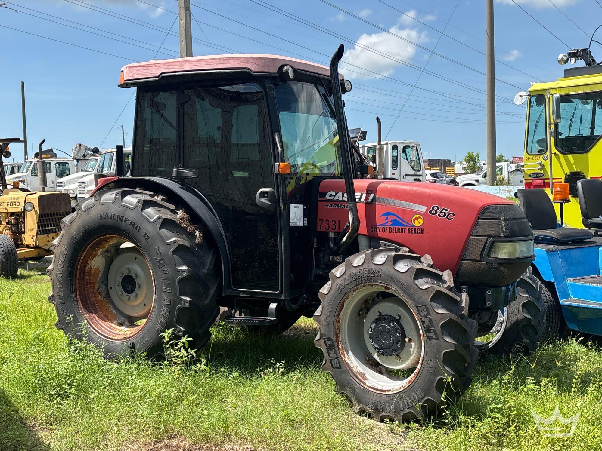 2008 Farmall 85C