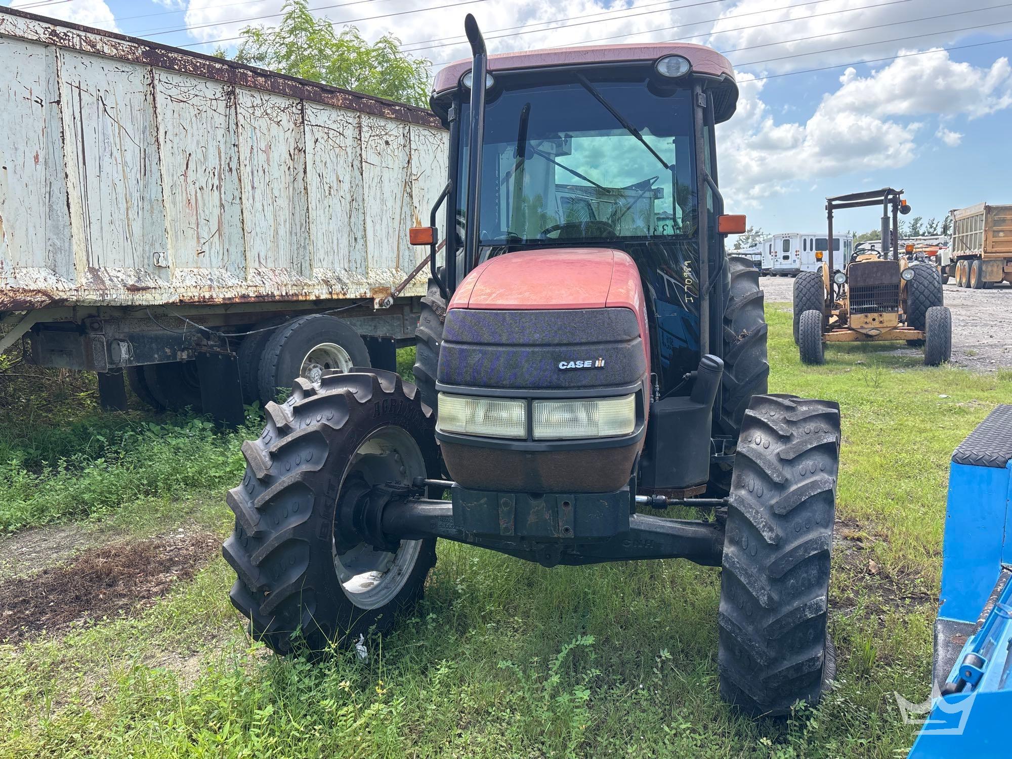 2008 Farmall 85C