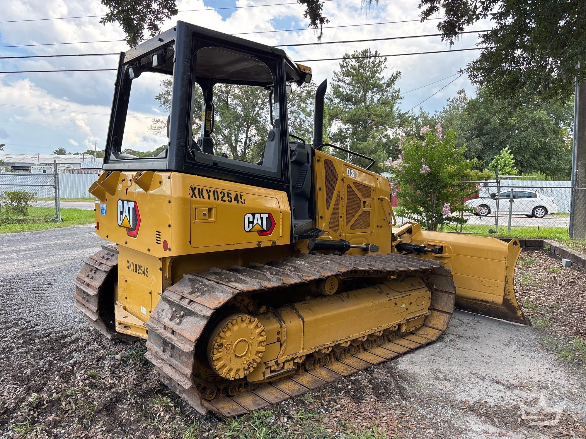 2022 Caterpillar D3