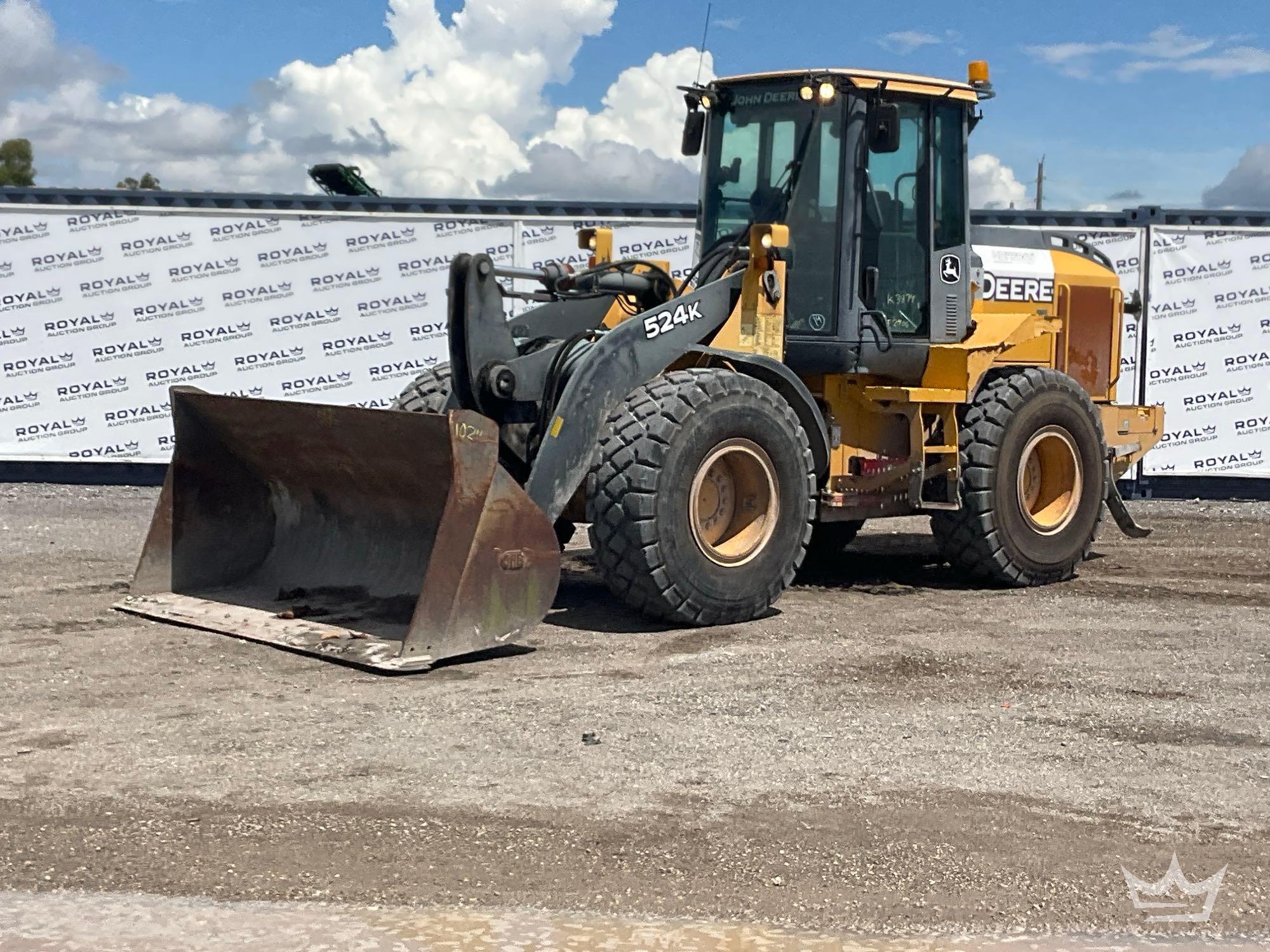 Photo of 2016 John Deere 524K