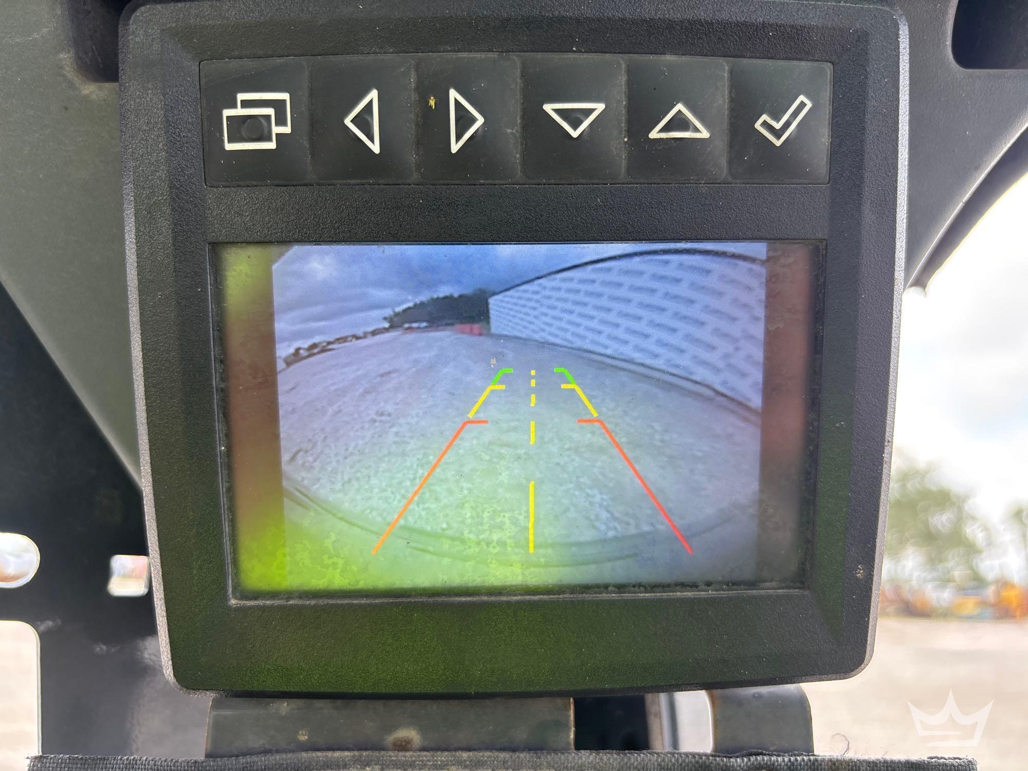 2022 John Deere 317G
