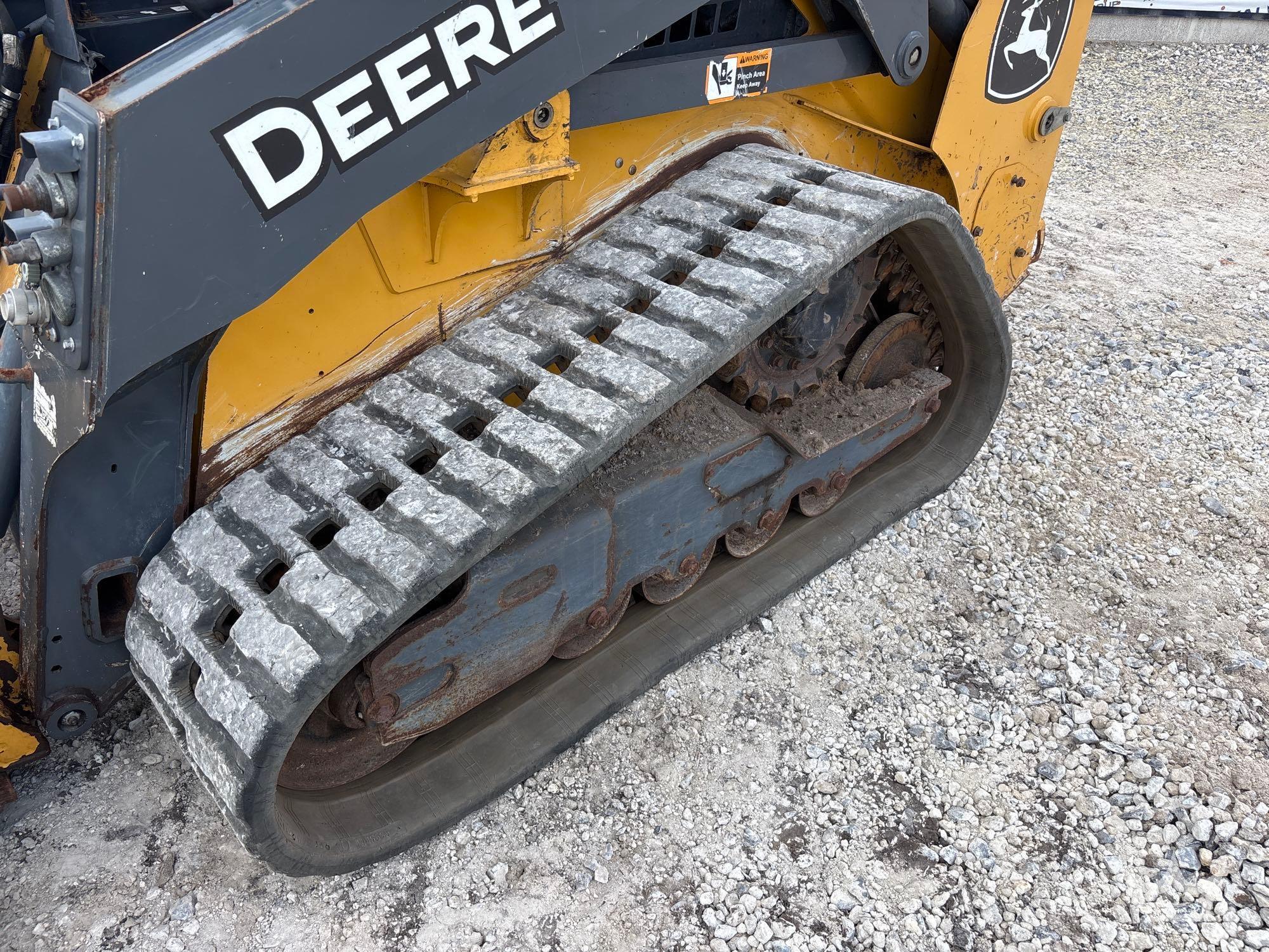 2022 John Deere 317G