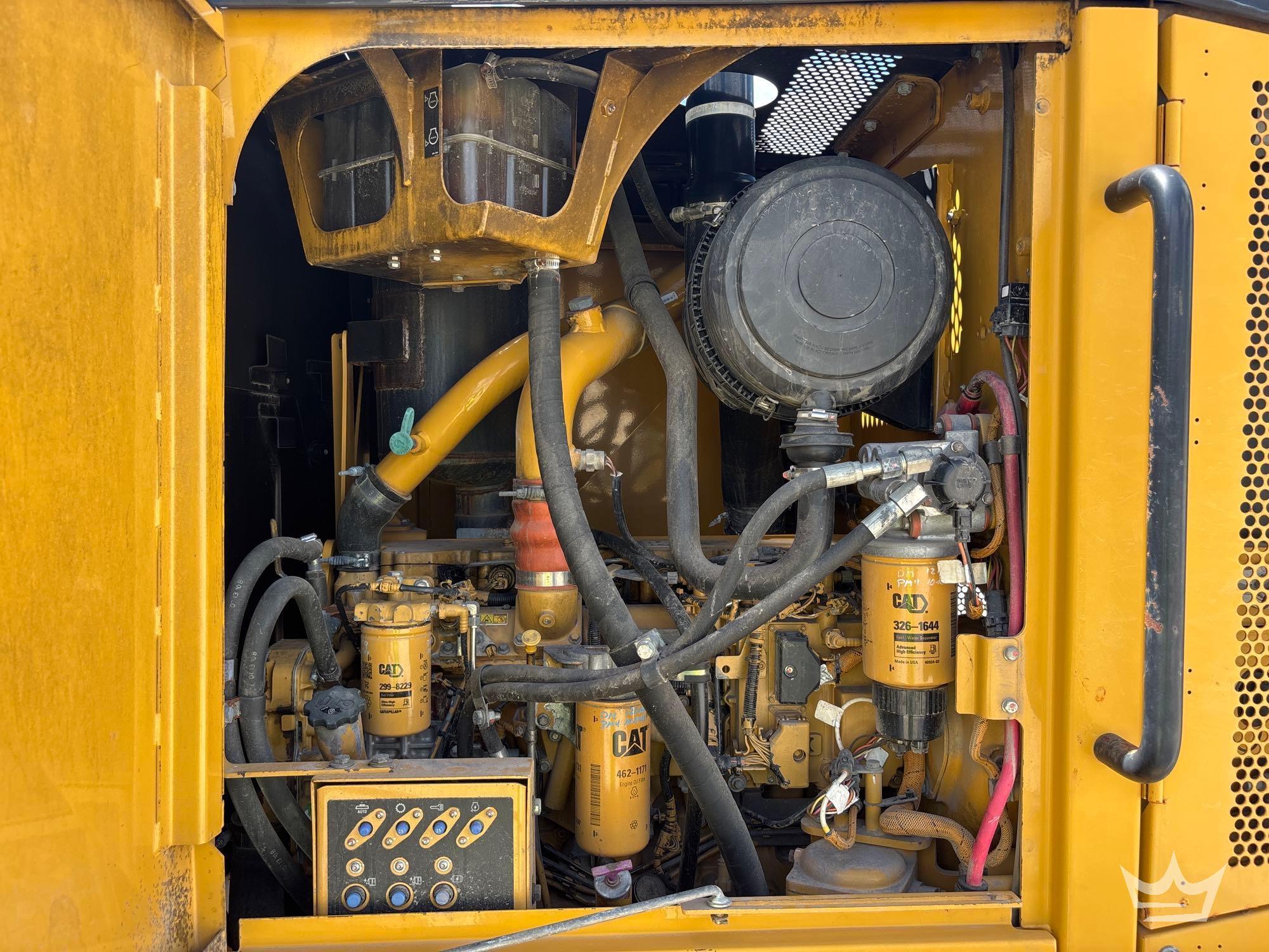 2011 Caterpillar 12M