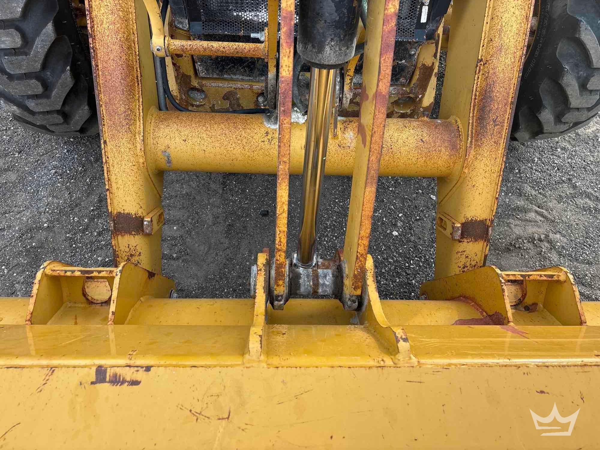2013 Caterpillar 430F