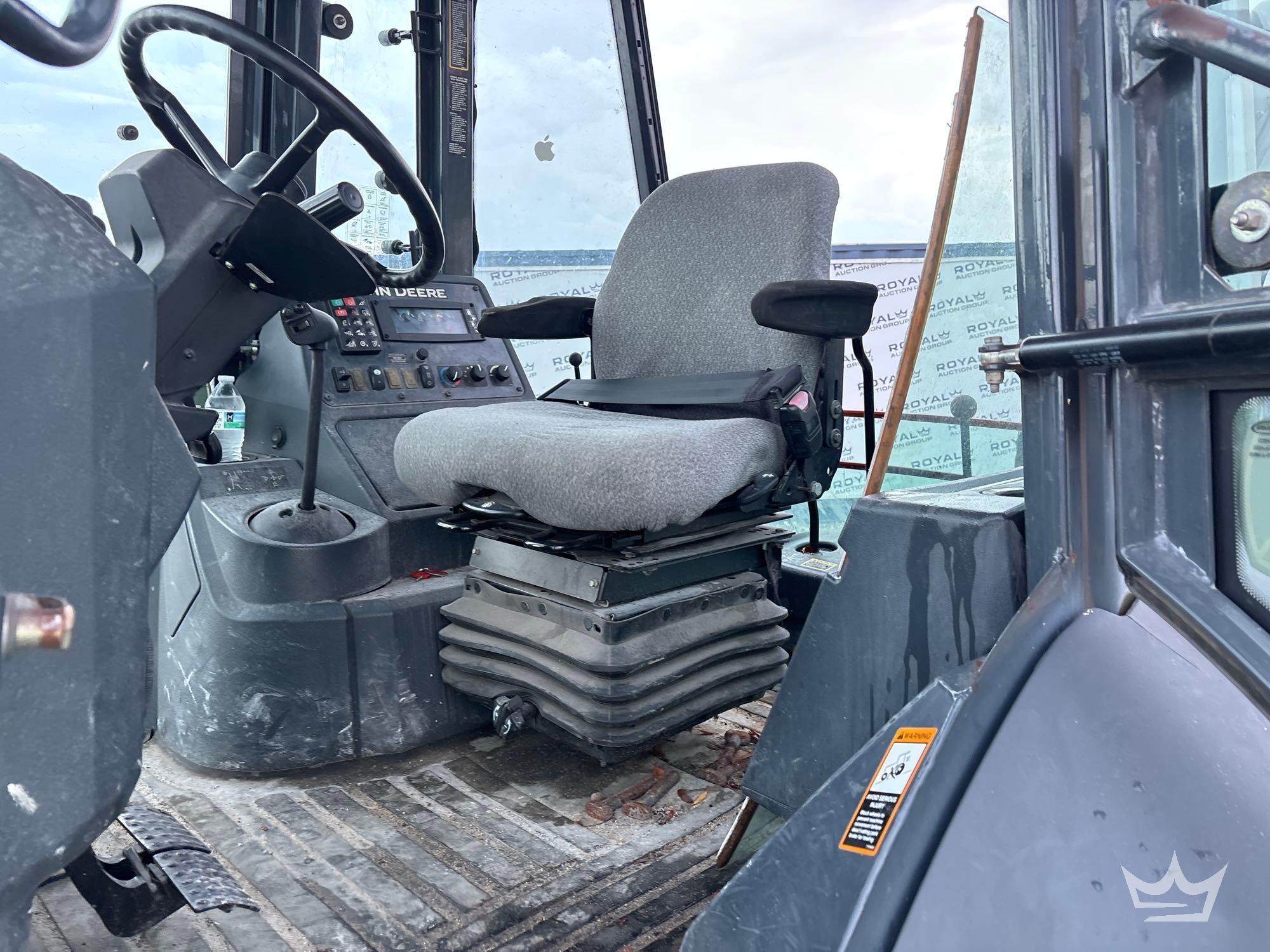 2015 John Deere 410LE