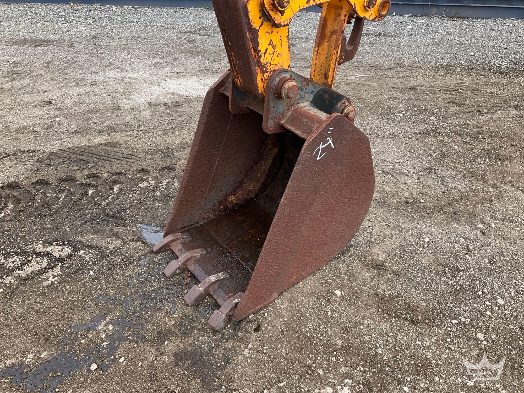 2014 JCB 217