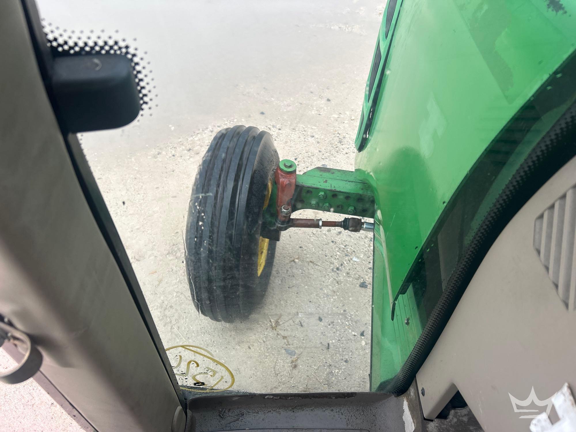 John Deere 6430