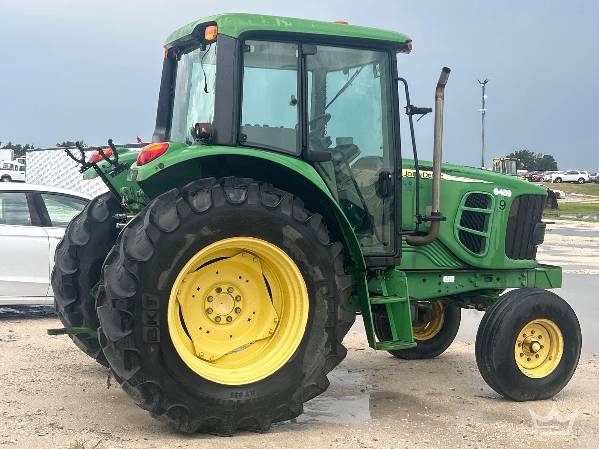 John Deere 6430