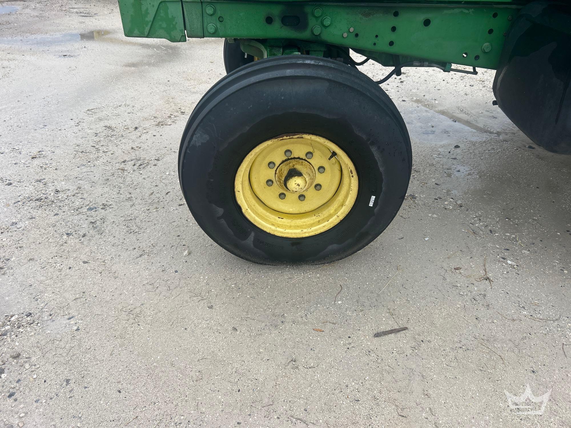 John Deere 6430