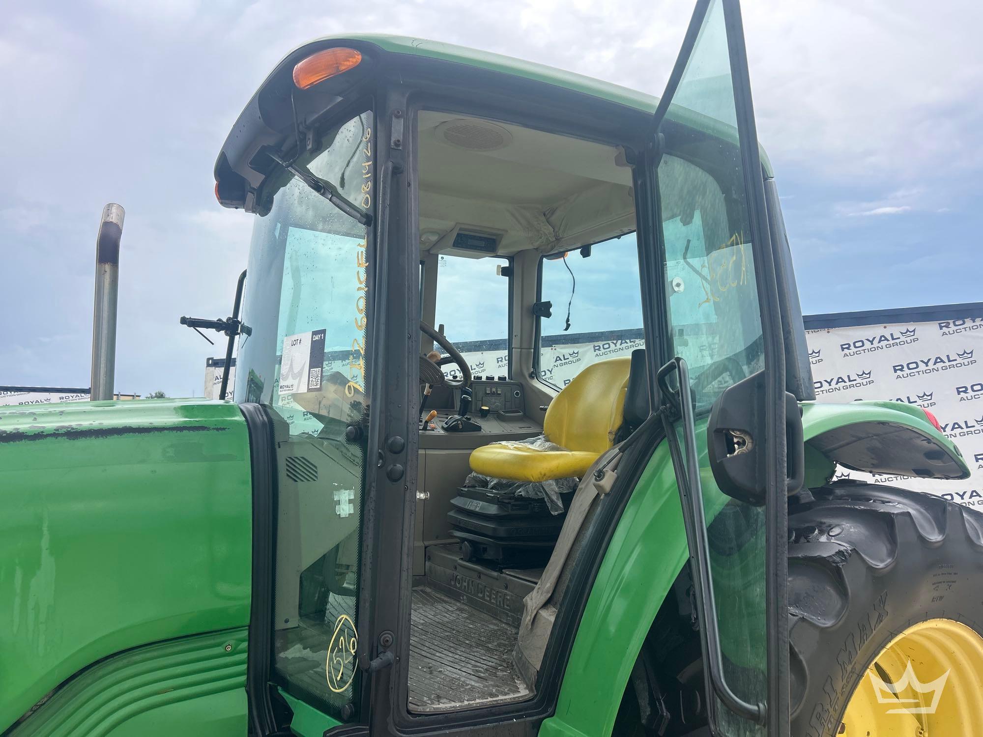 John Deere 6430