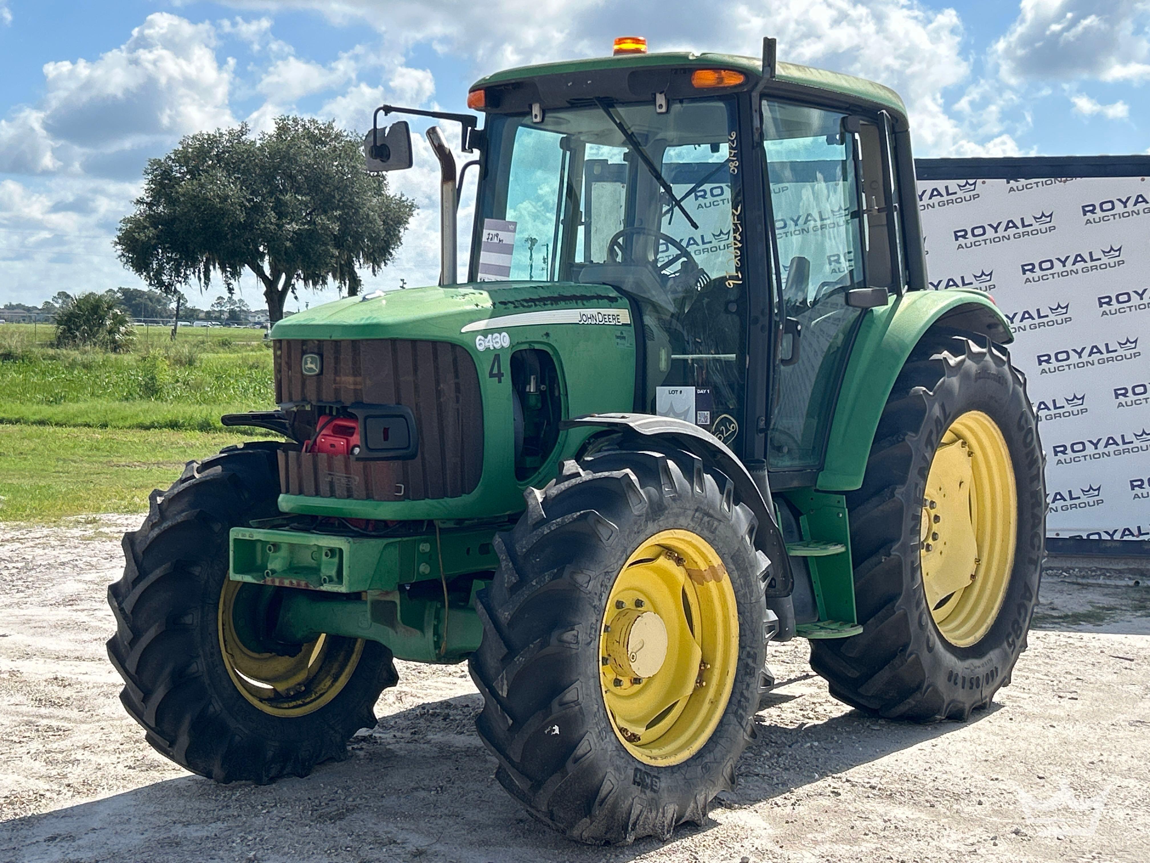  John Deere 6430