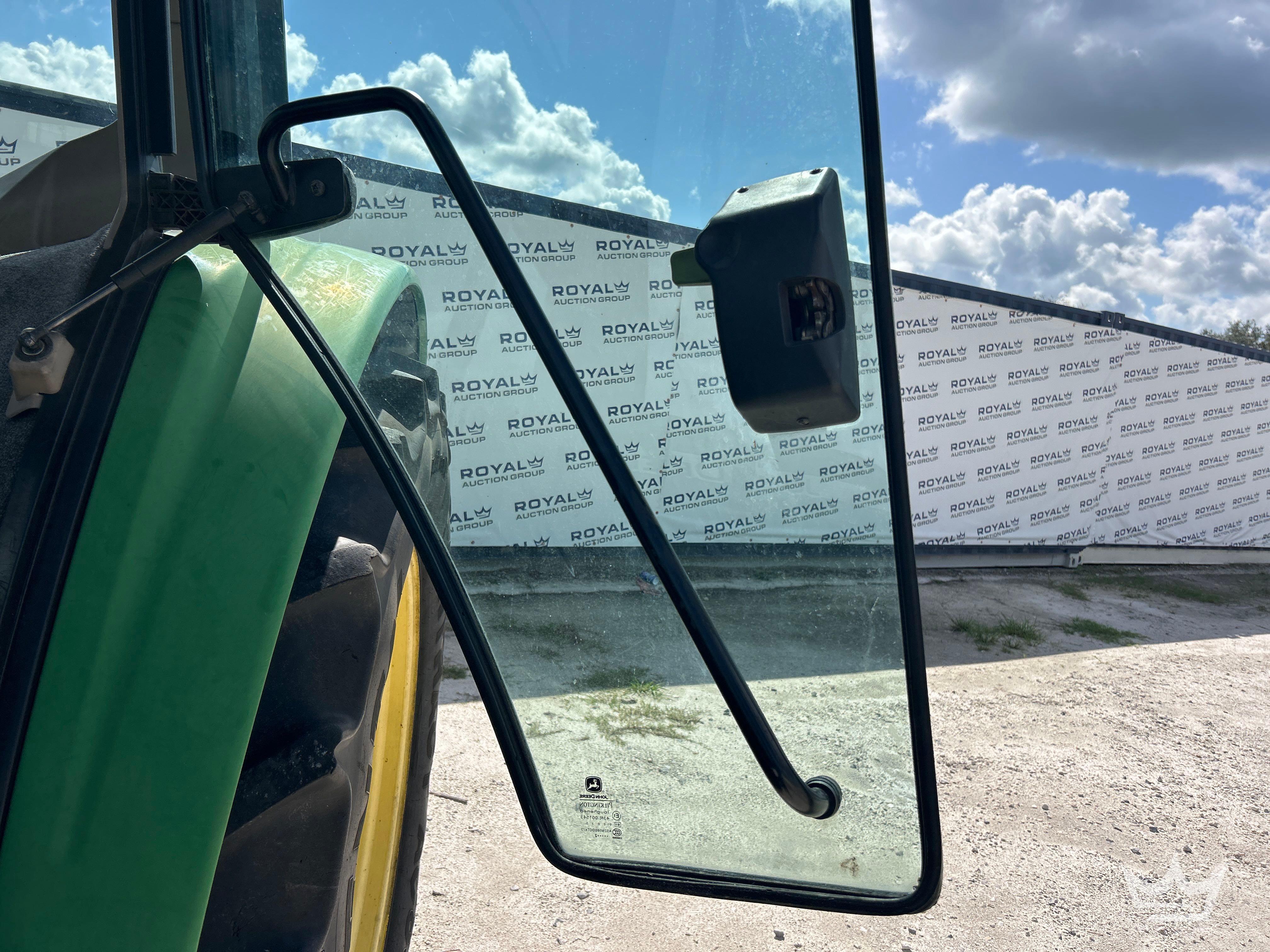 John Deere 6430