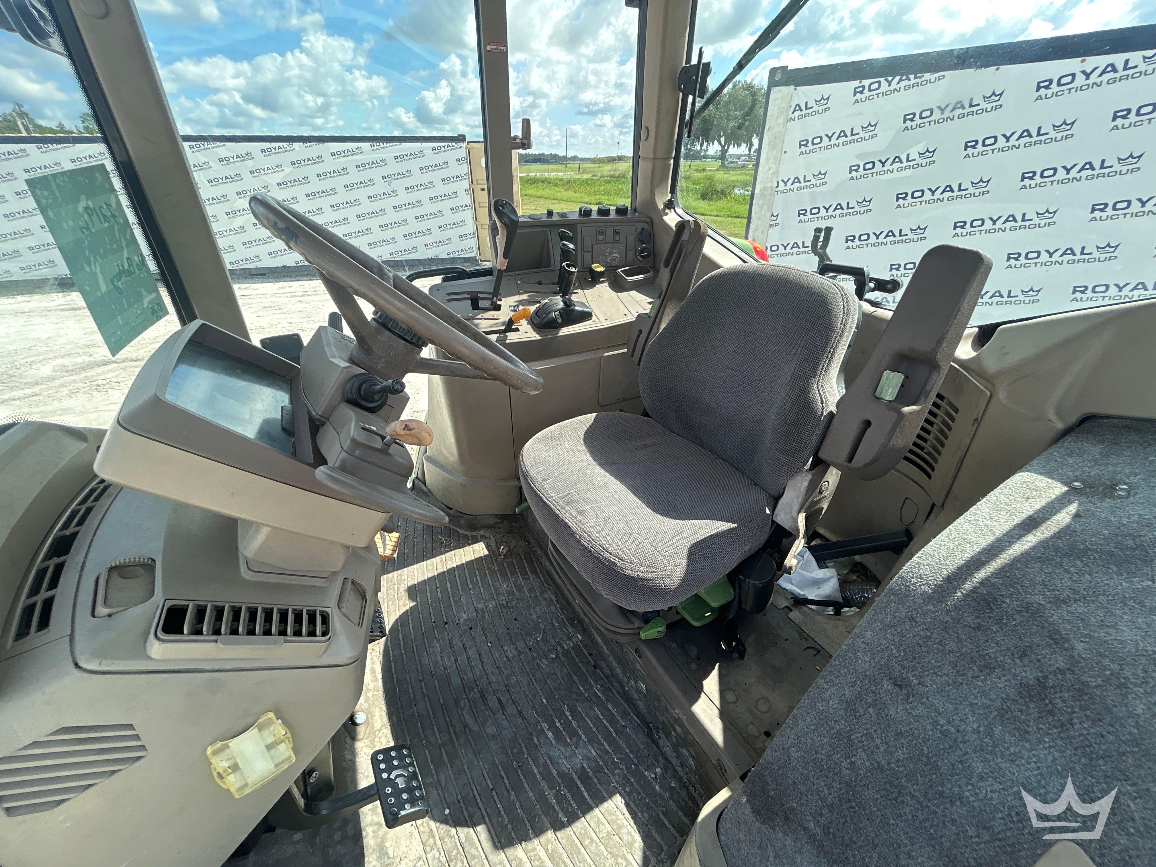 John Deere 6430