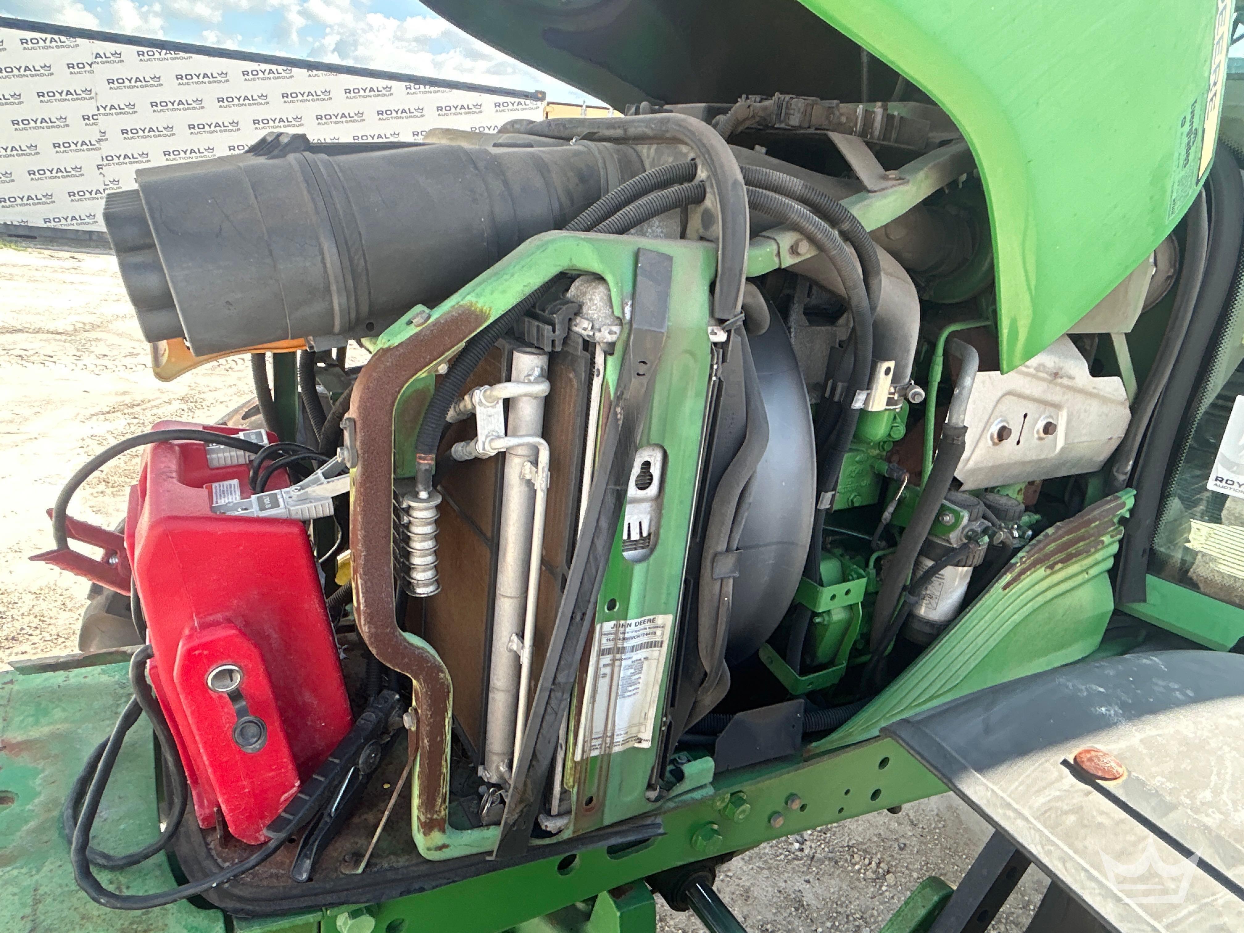 John Deere 6430