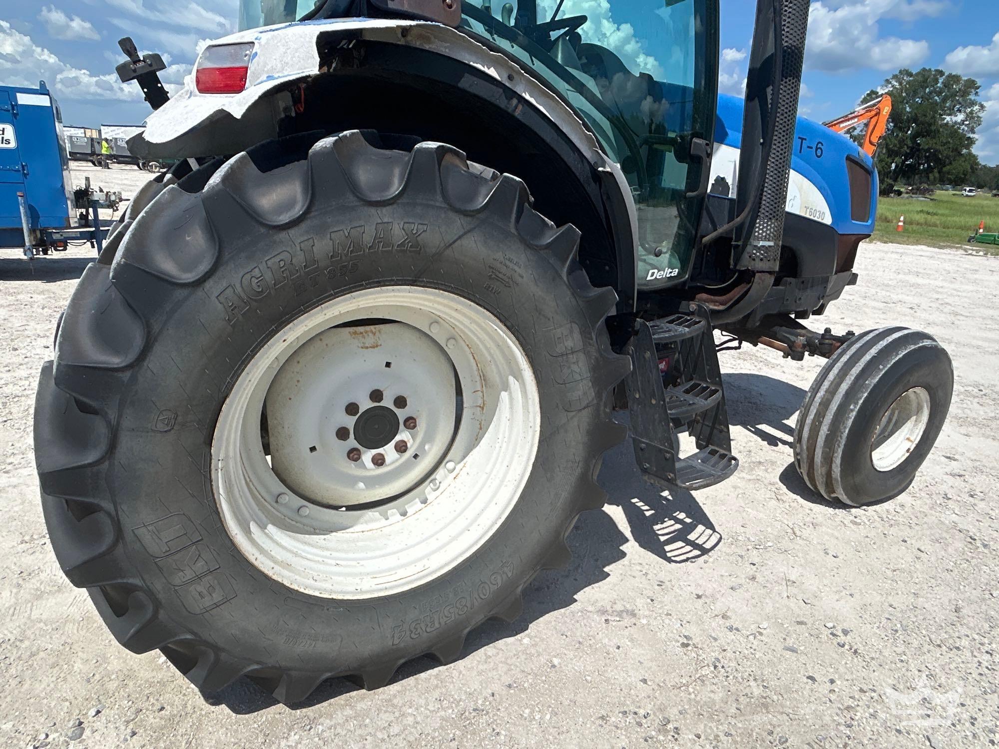 2009 New Holland T6030