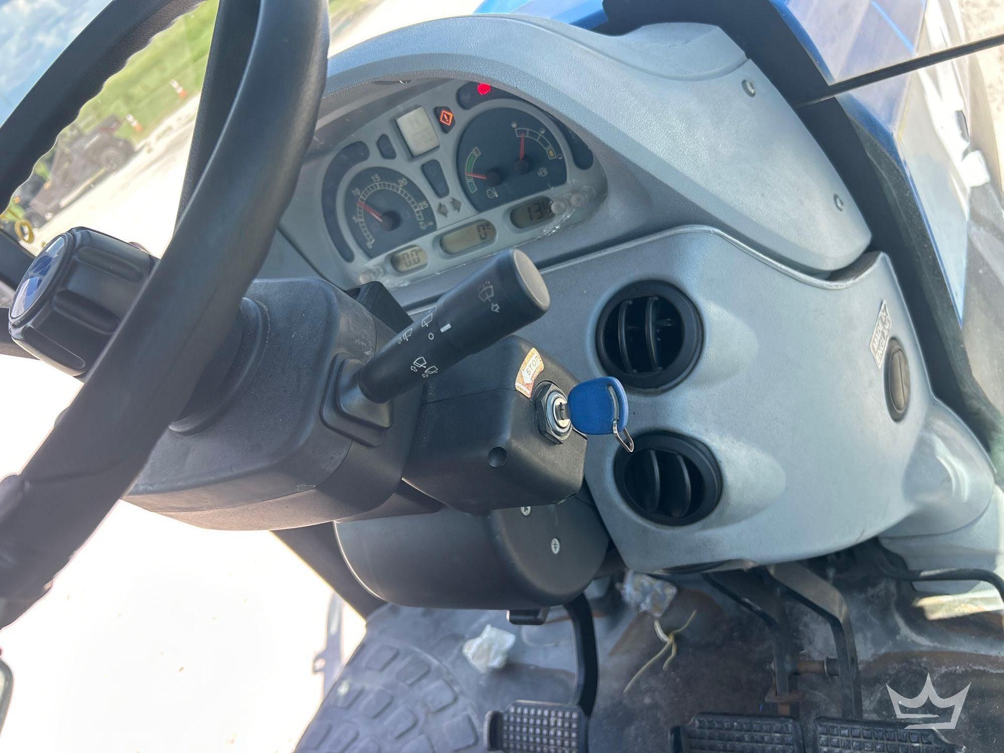 2009 New Holland T6030