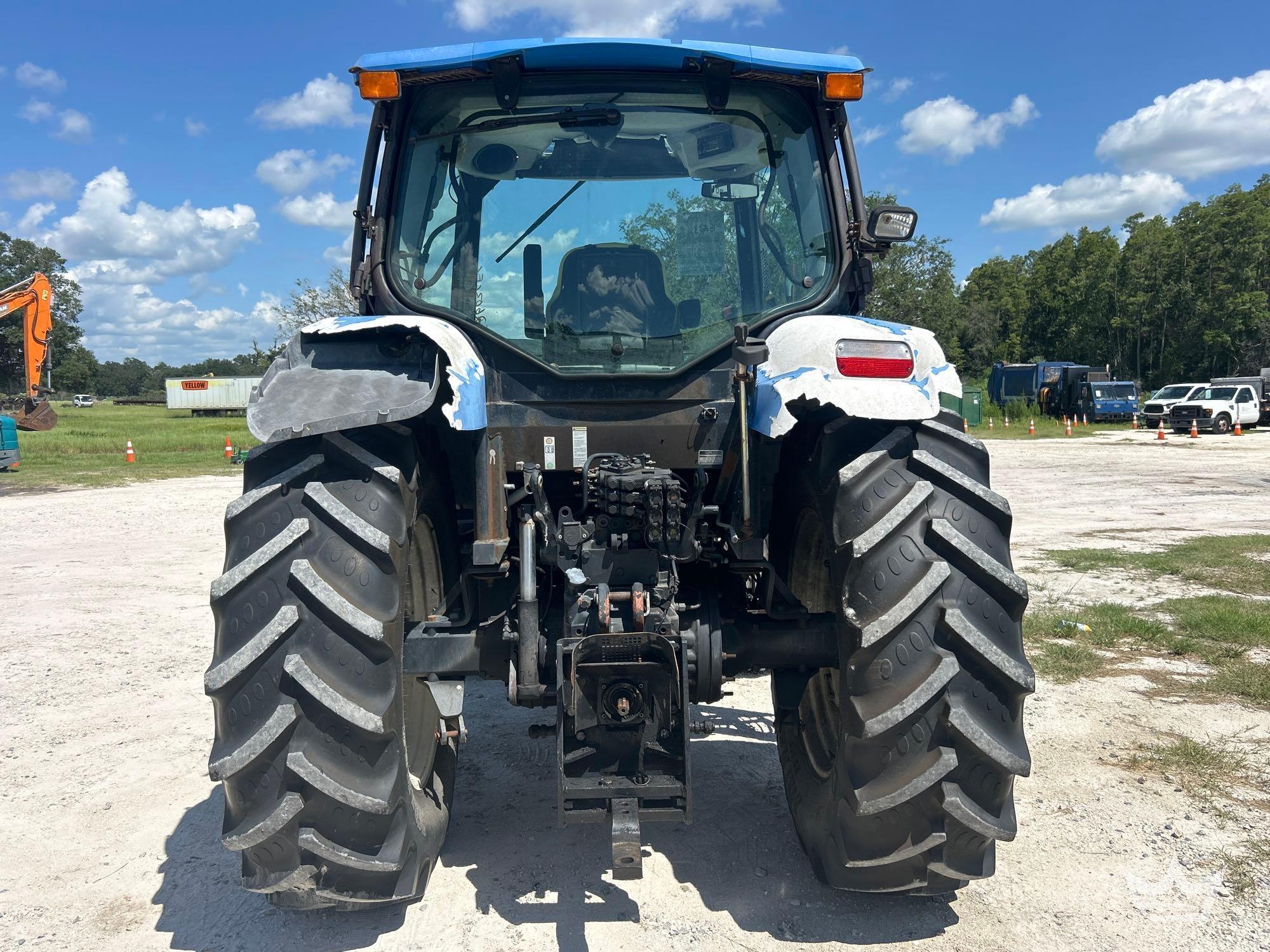 2009 New Holland T6030