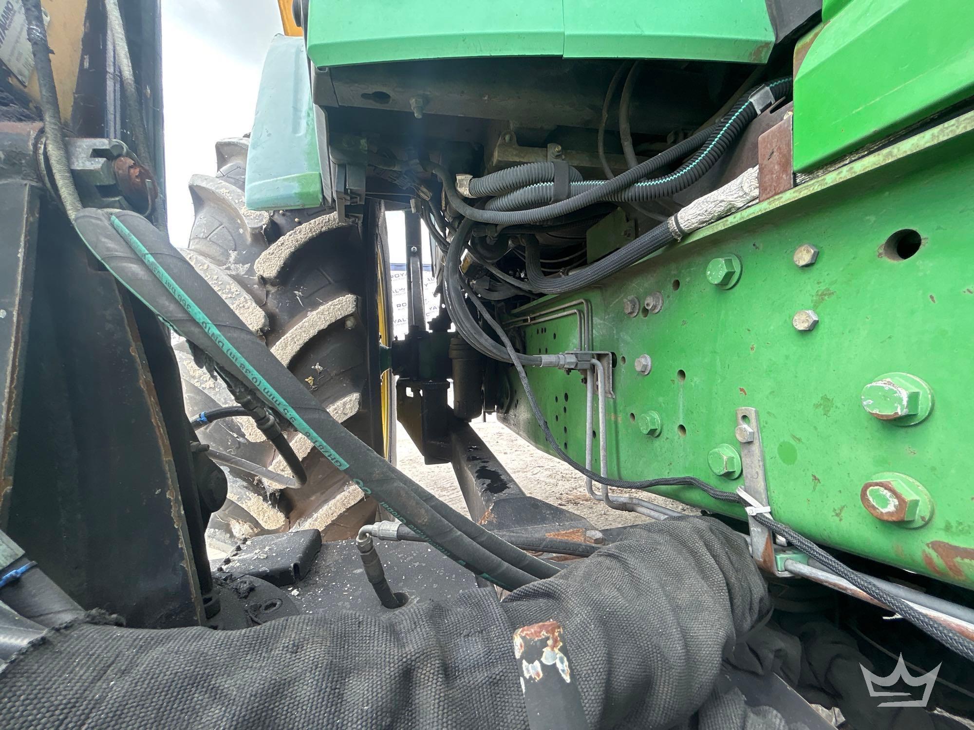 John Deere 7130