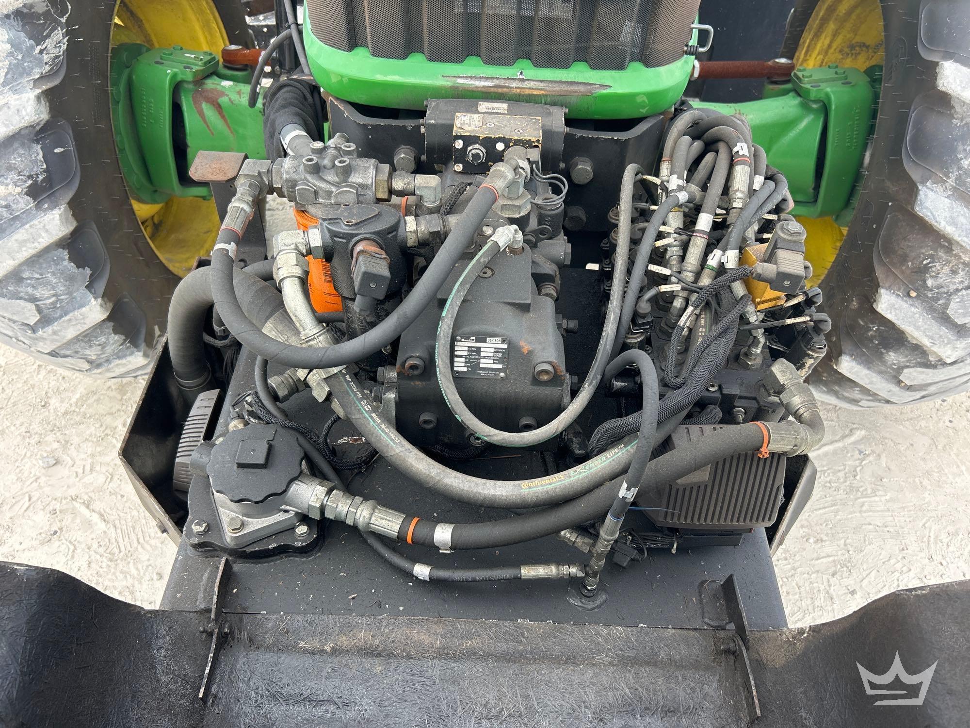 John Deere 7130