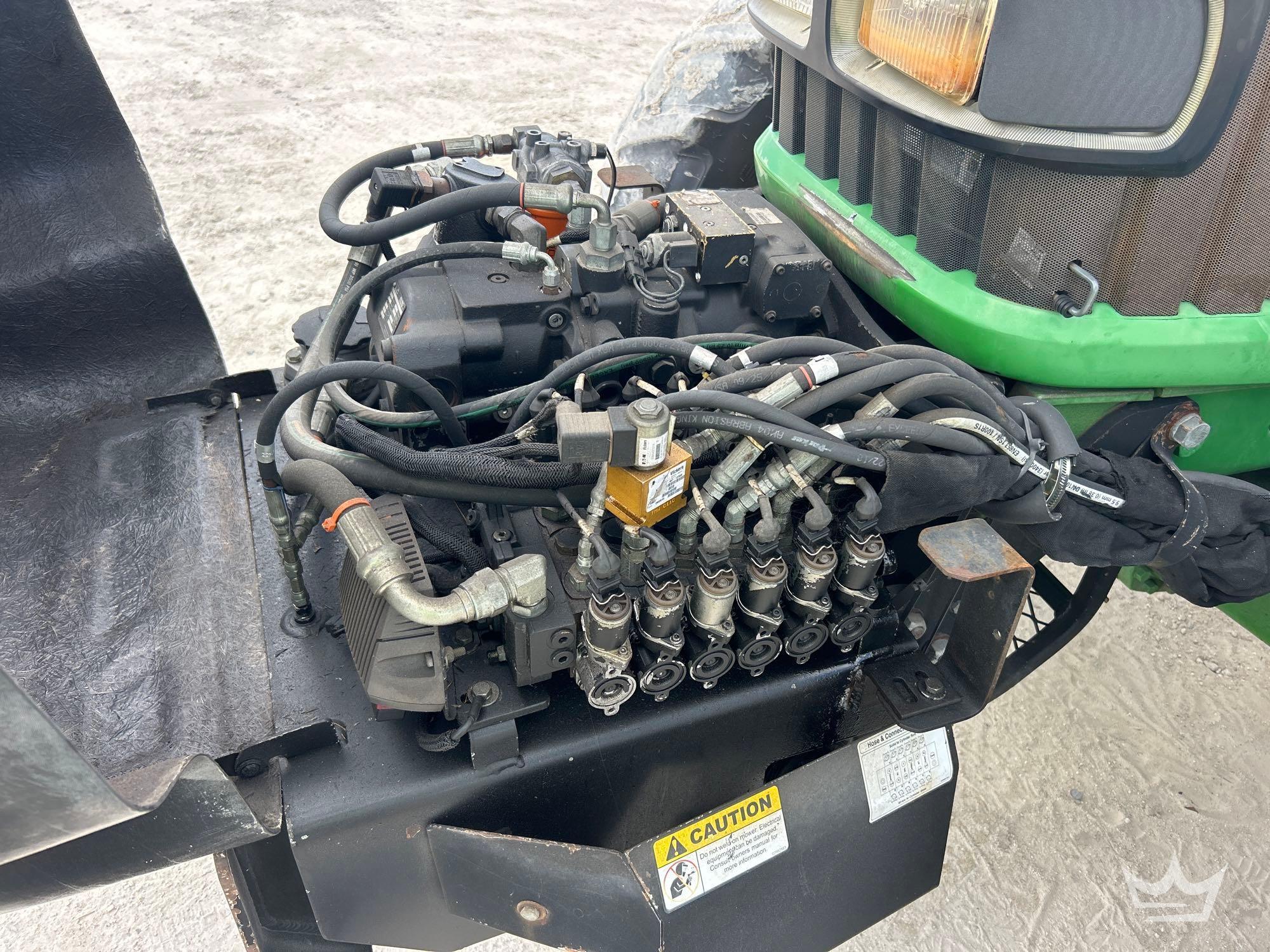 John Deere 7130