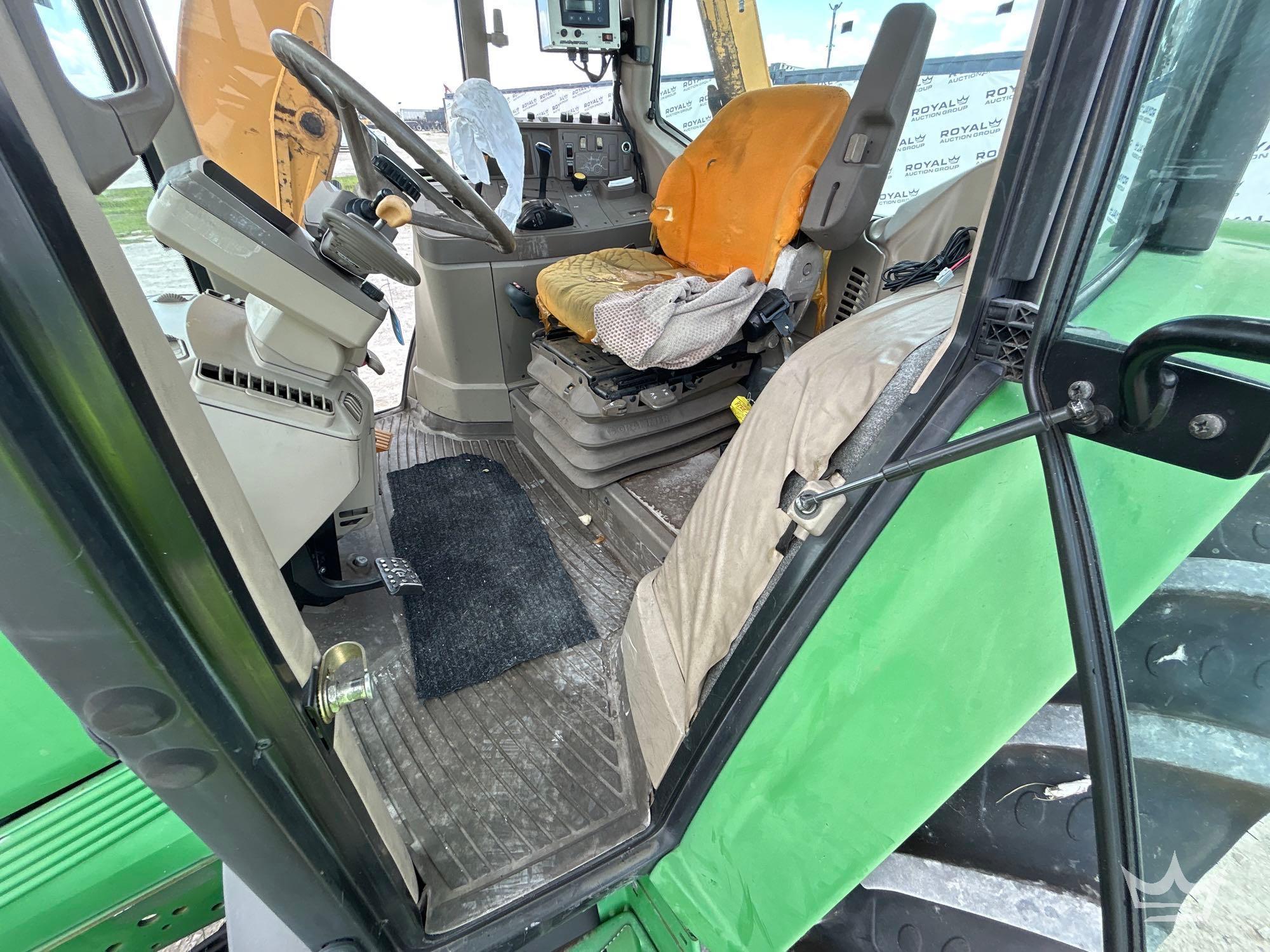 John Deere 7130