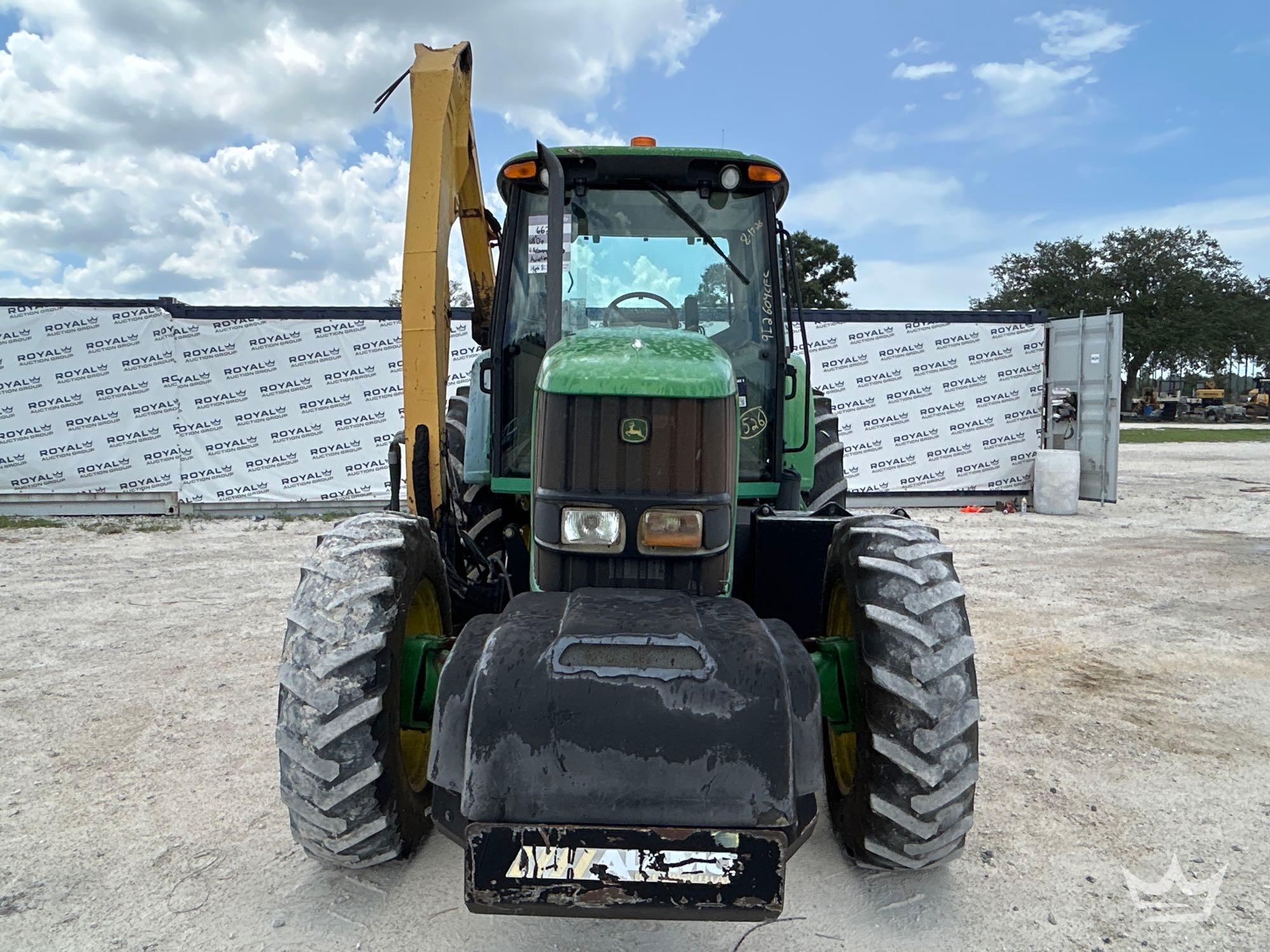 John Deere 7130