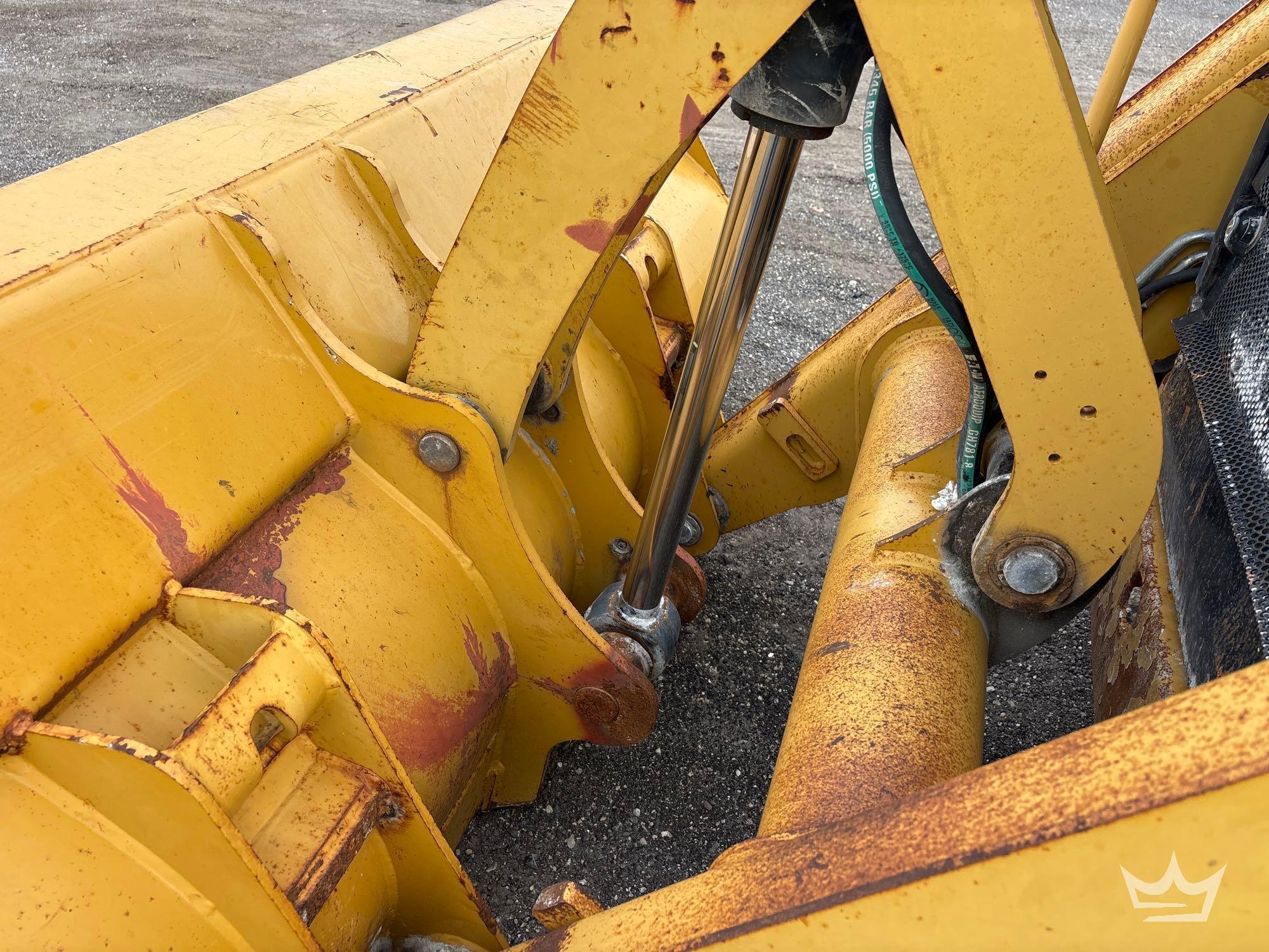 2013 Caterpillar 430F