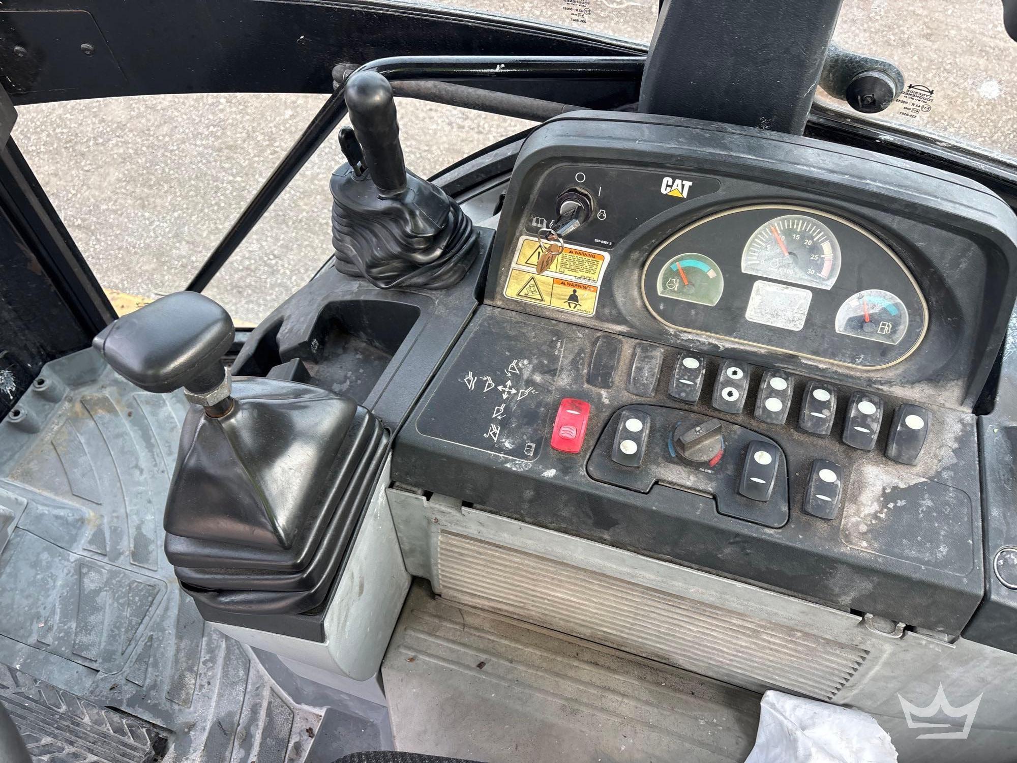 2013 Caterpillar 430F
