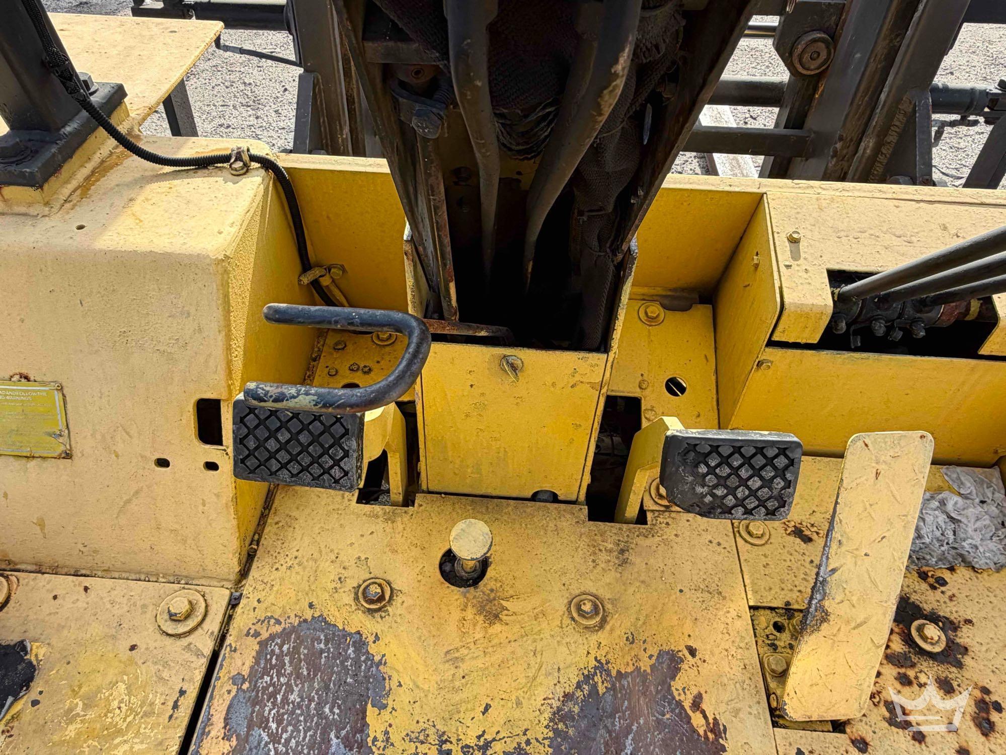 1989 Caterpillar R80