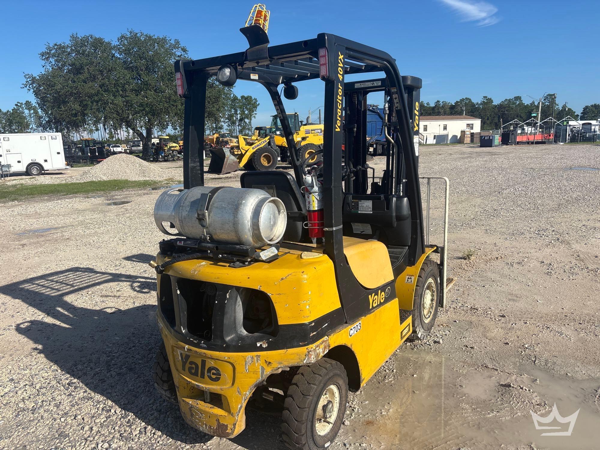2012 Yale GLP040