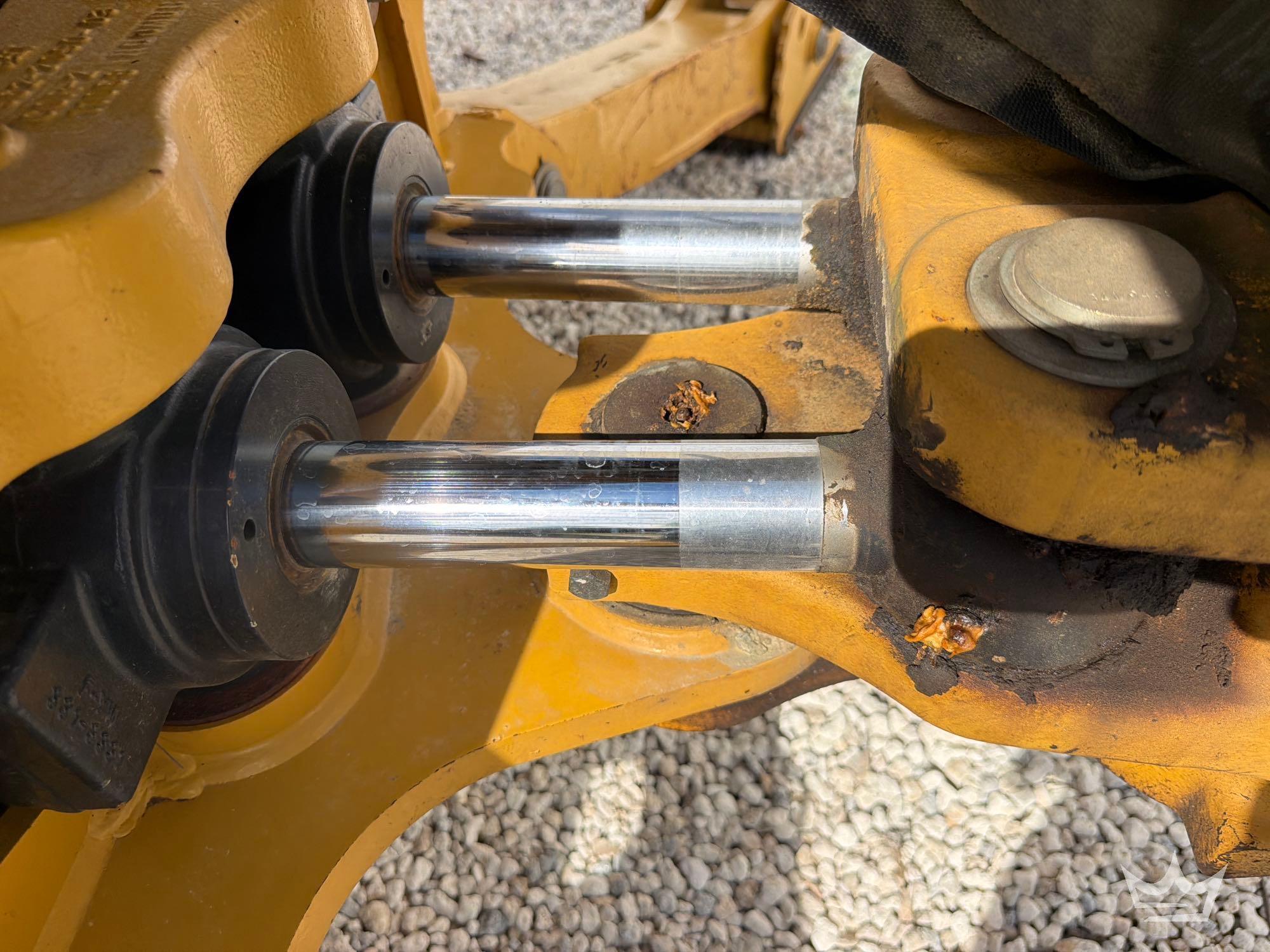 Caterpillar 420F2