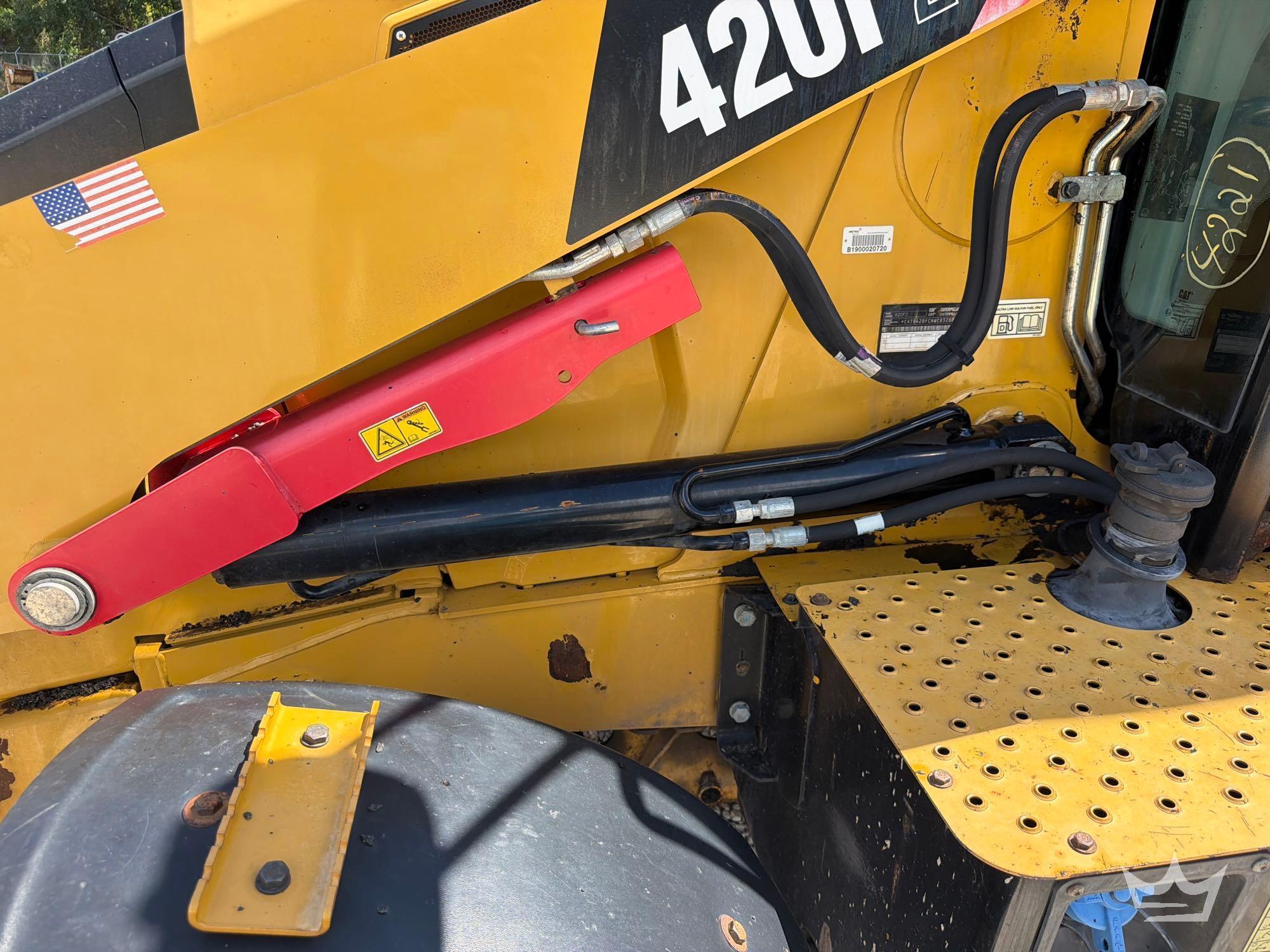 2018 Caterpillar 420F2