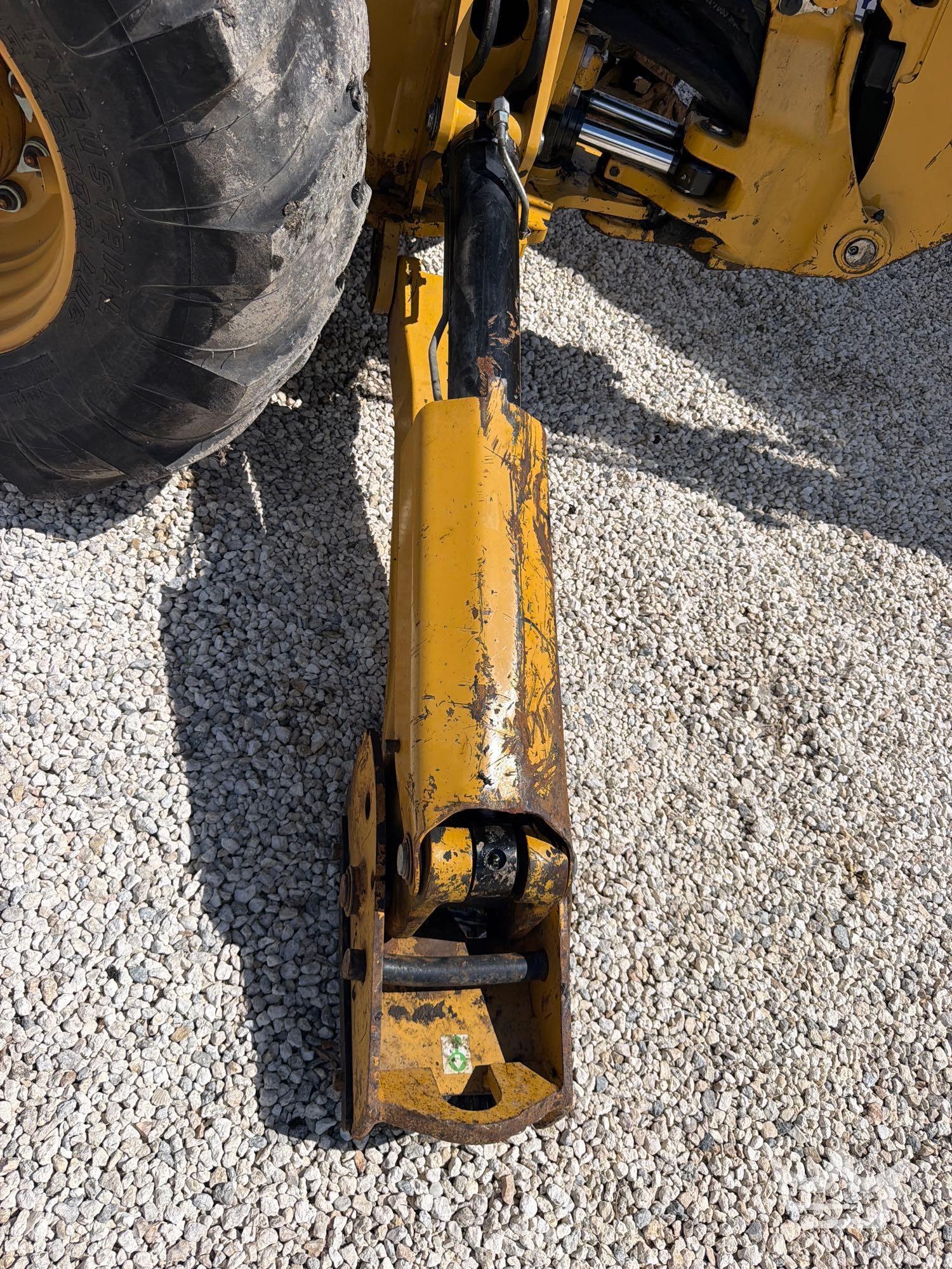 2018 Caterpillar 420F2