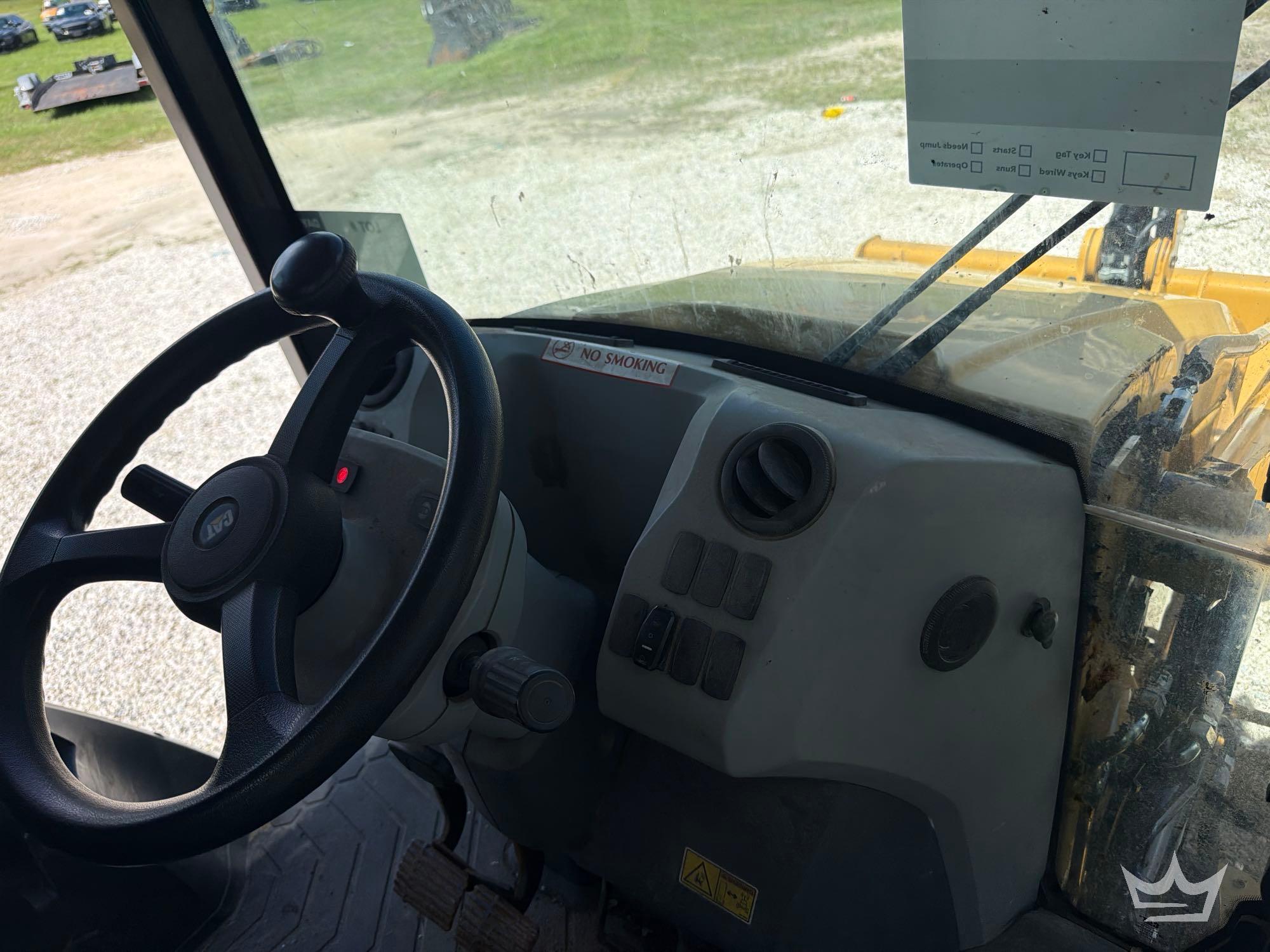 2018 Caterpillar 420F2