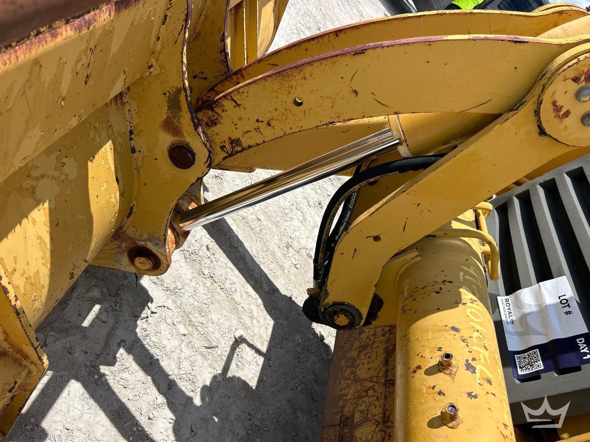 1999 Caterpillar 446B