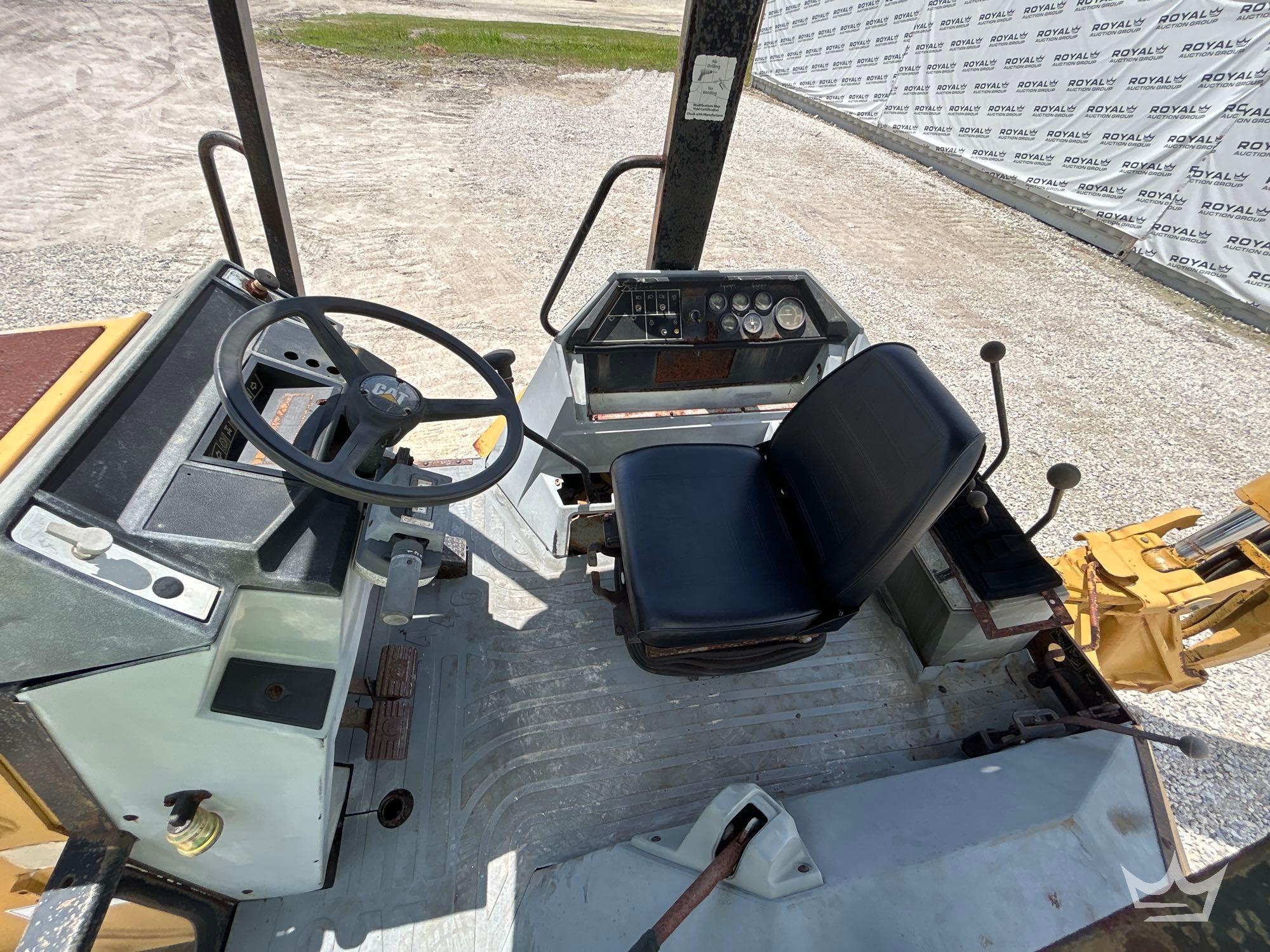 1999 Caterpillar 446B