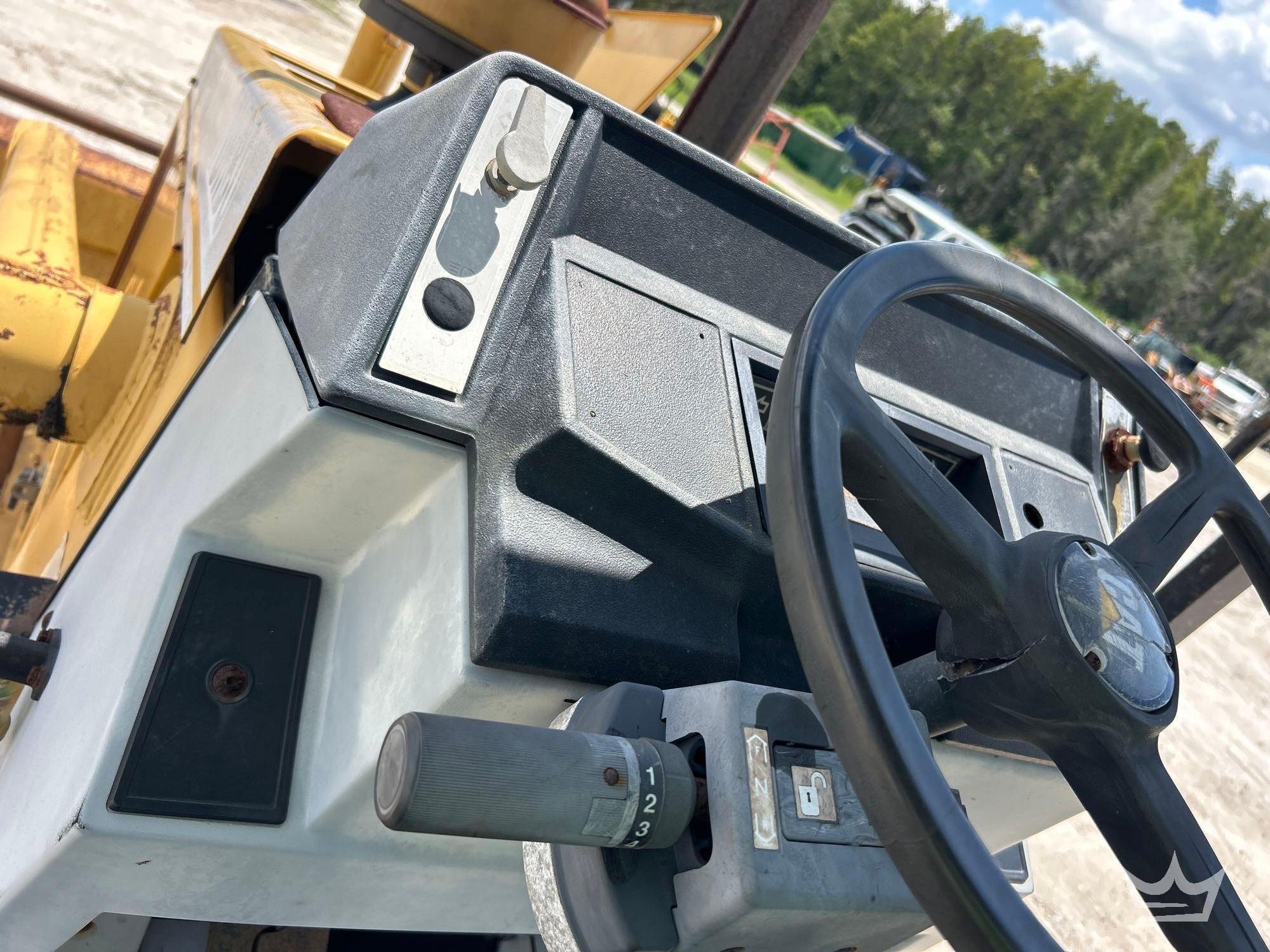 1999 Caterpillar 446B