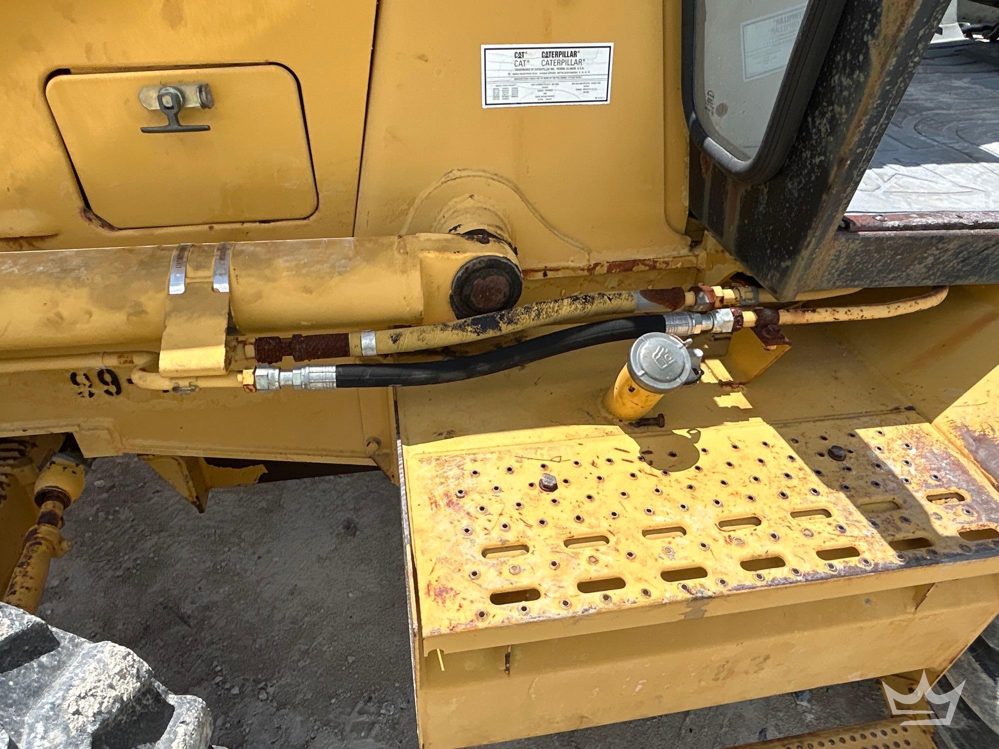 1999 Caterpillar 446B