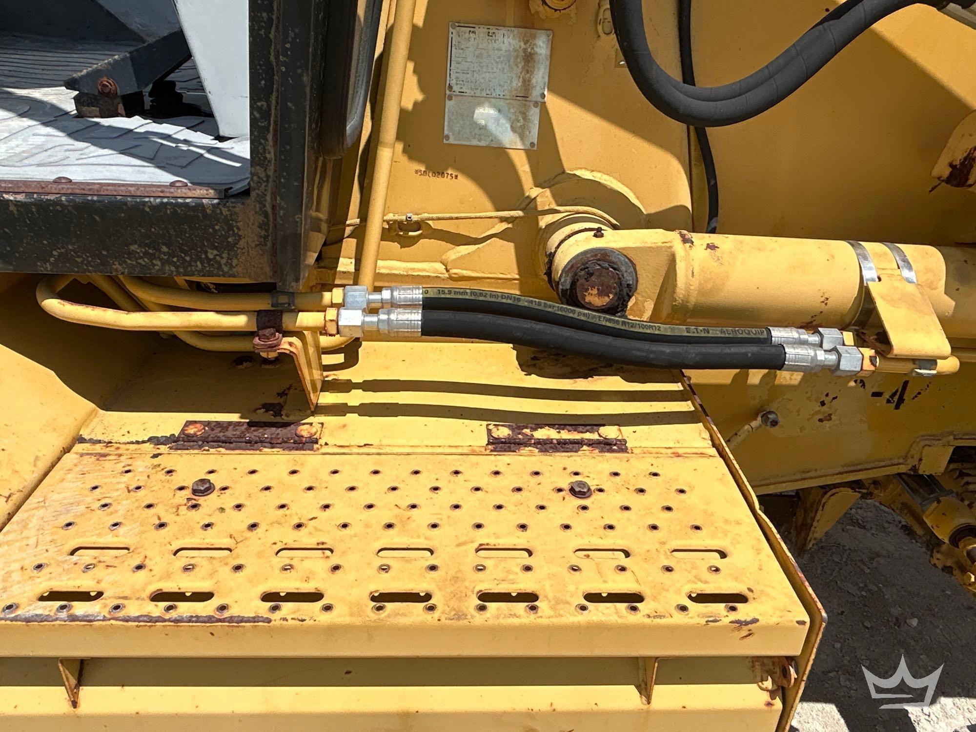1999 Caterpillar 446B