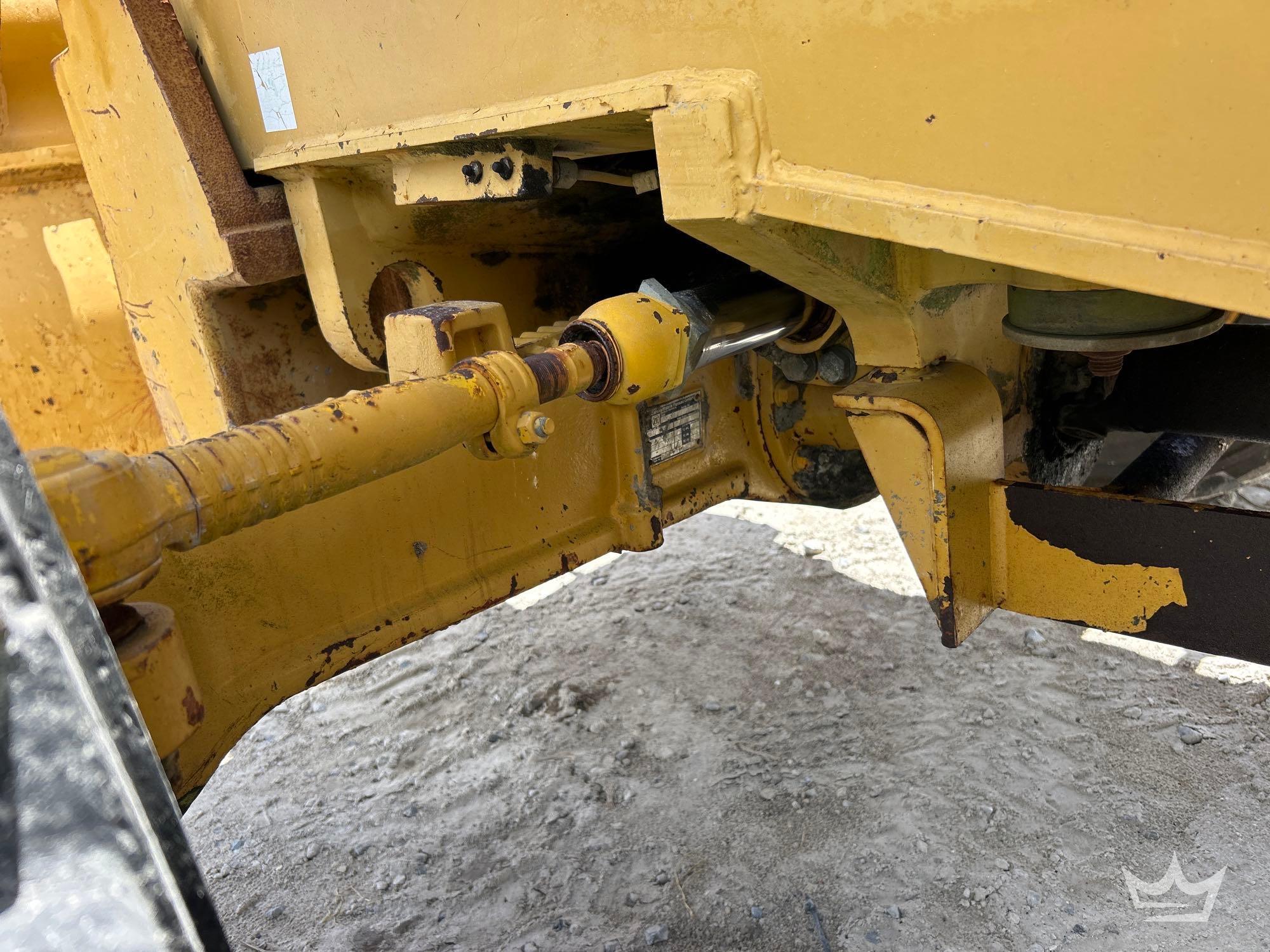 1999 Caterpillar 446B