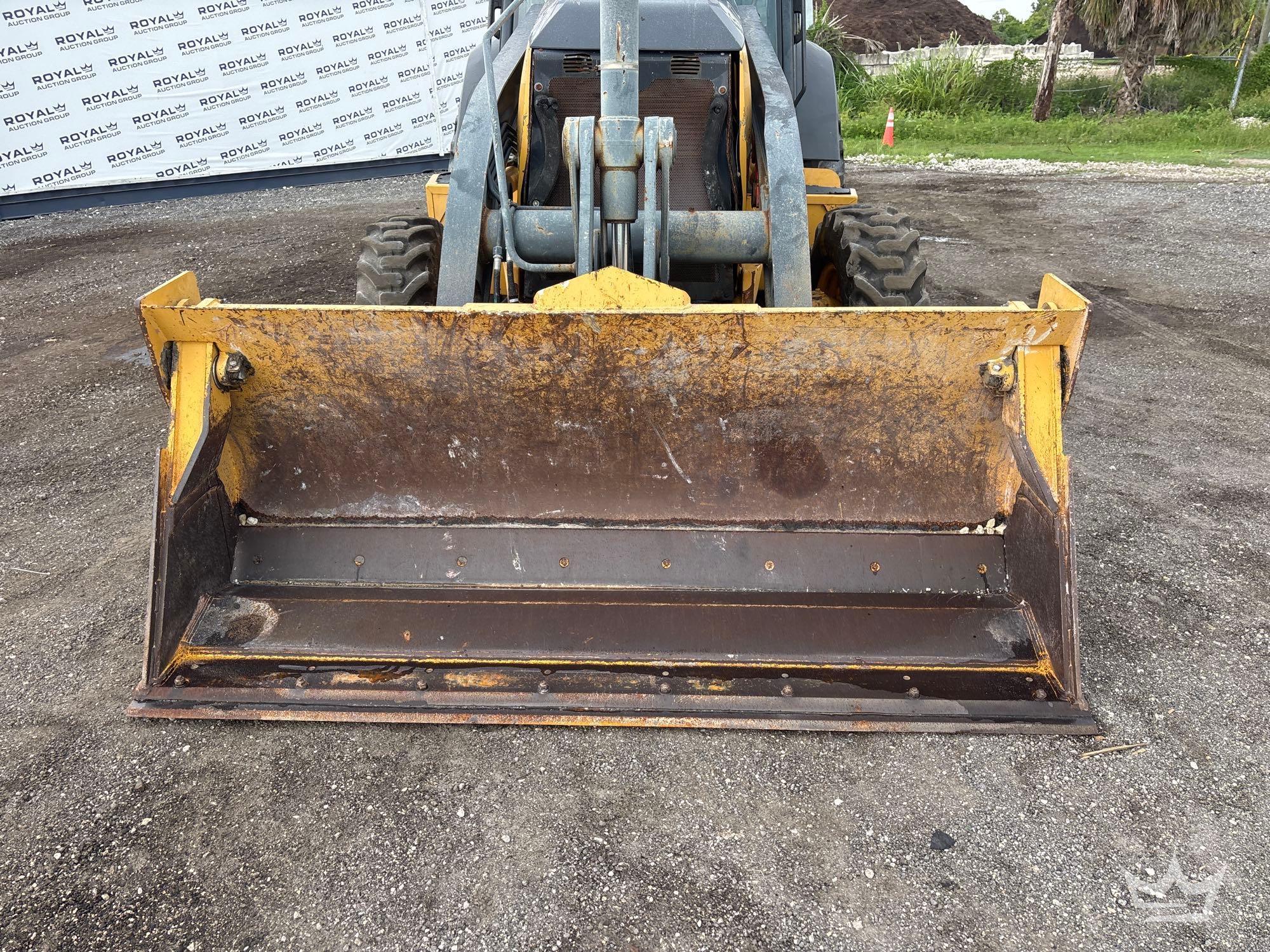 2015 John Deere 410LE