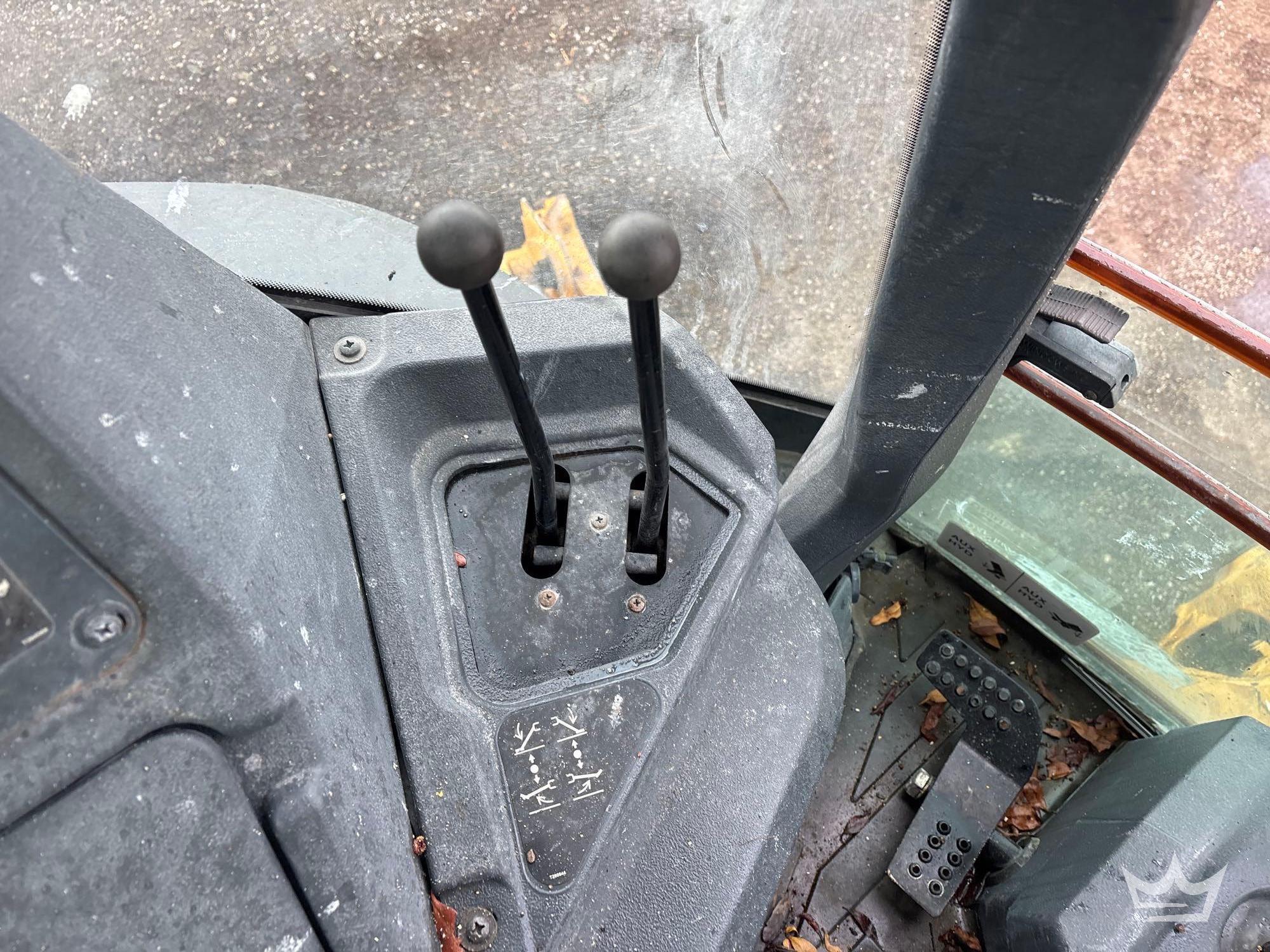 2015 John Deere 410LE