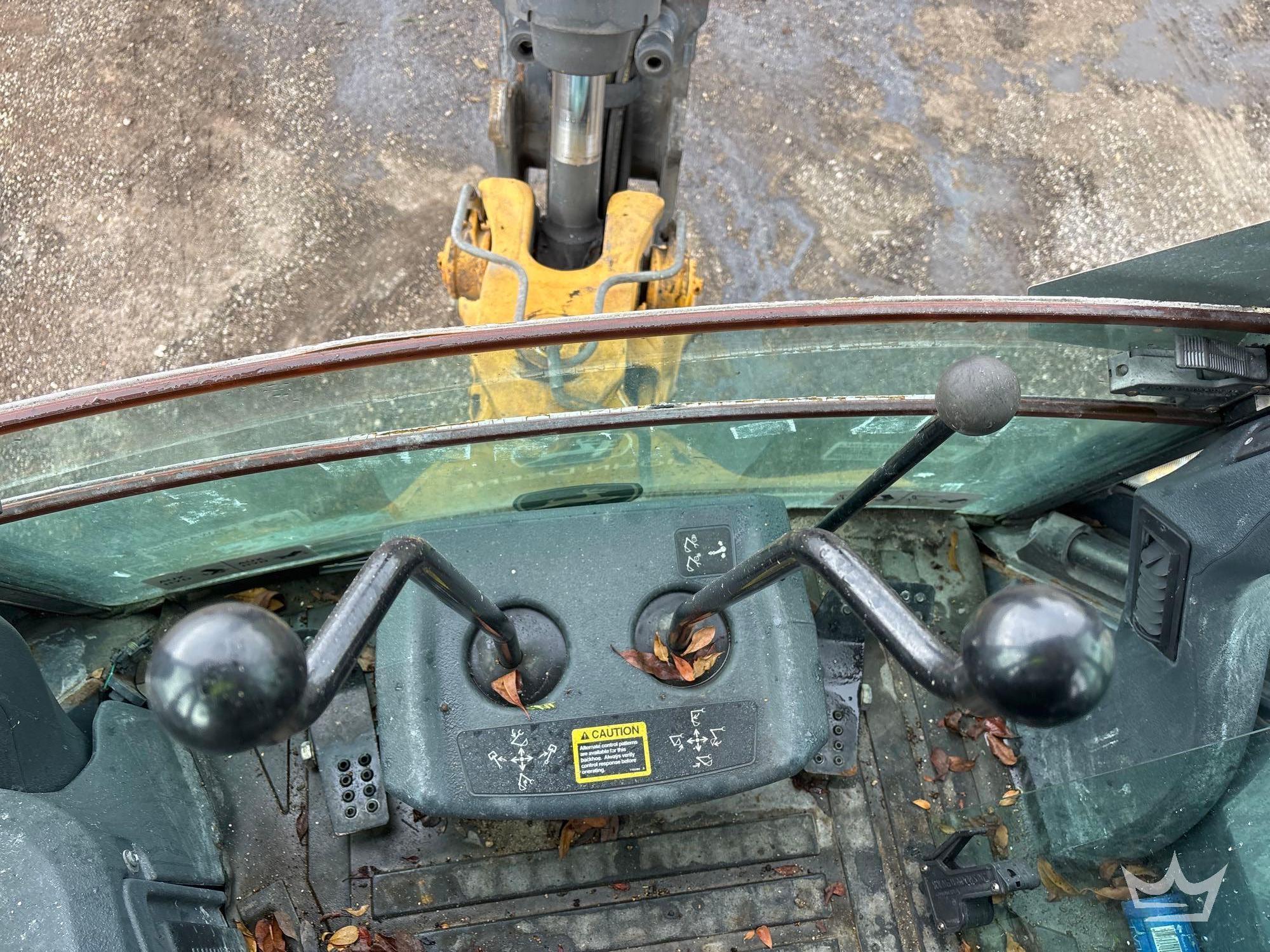 2015 John Deere 410LE