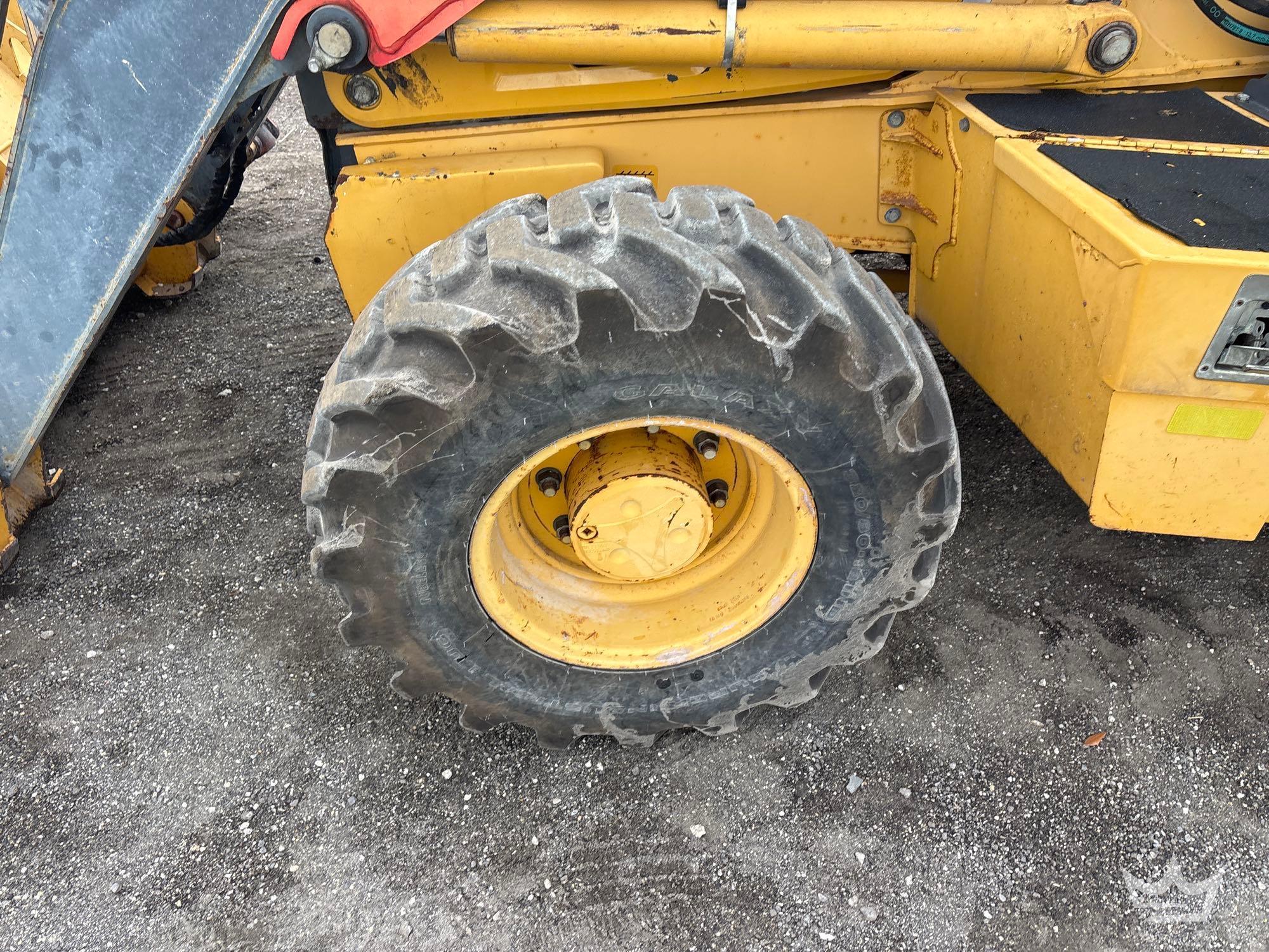 2015 John Deere 410LE