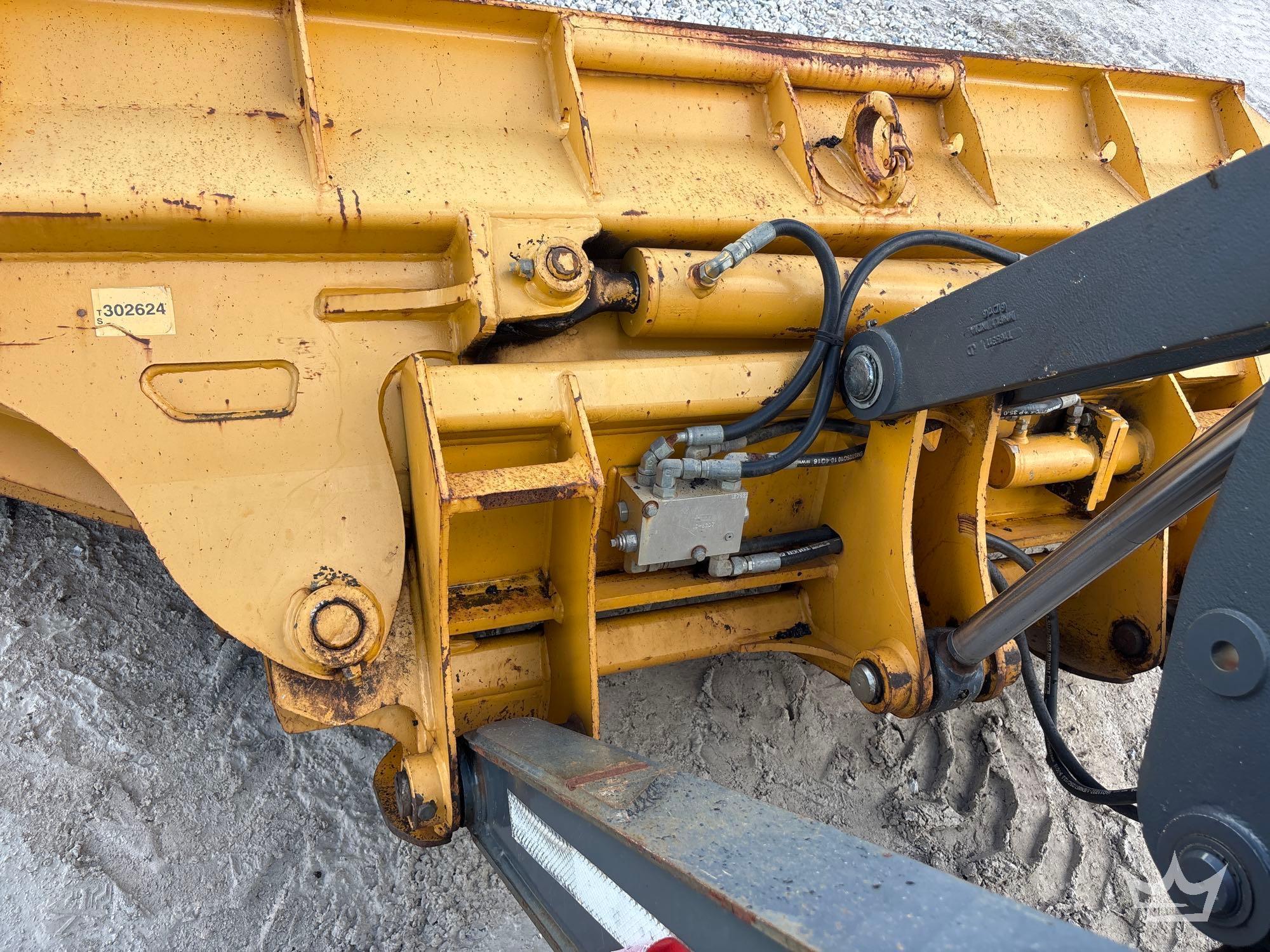2016 John Deere 310S
