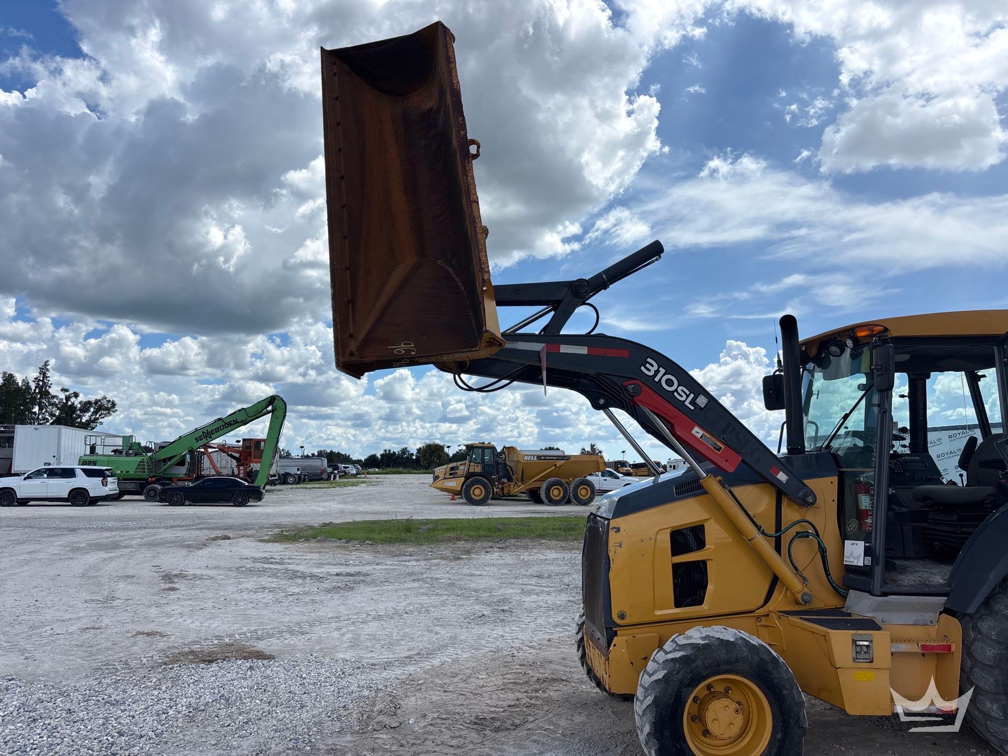 2016 John Deere 310S