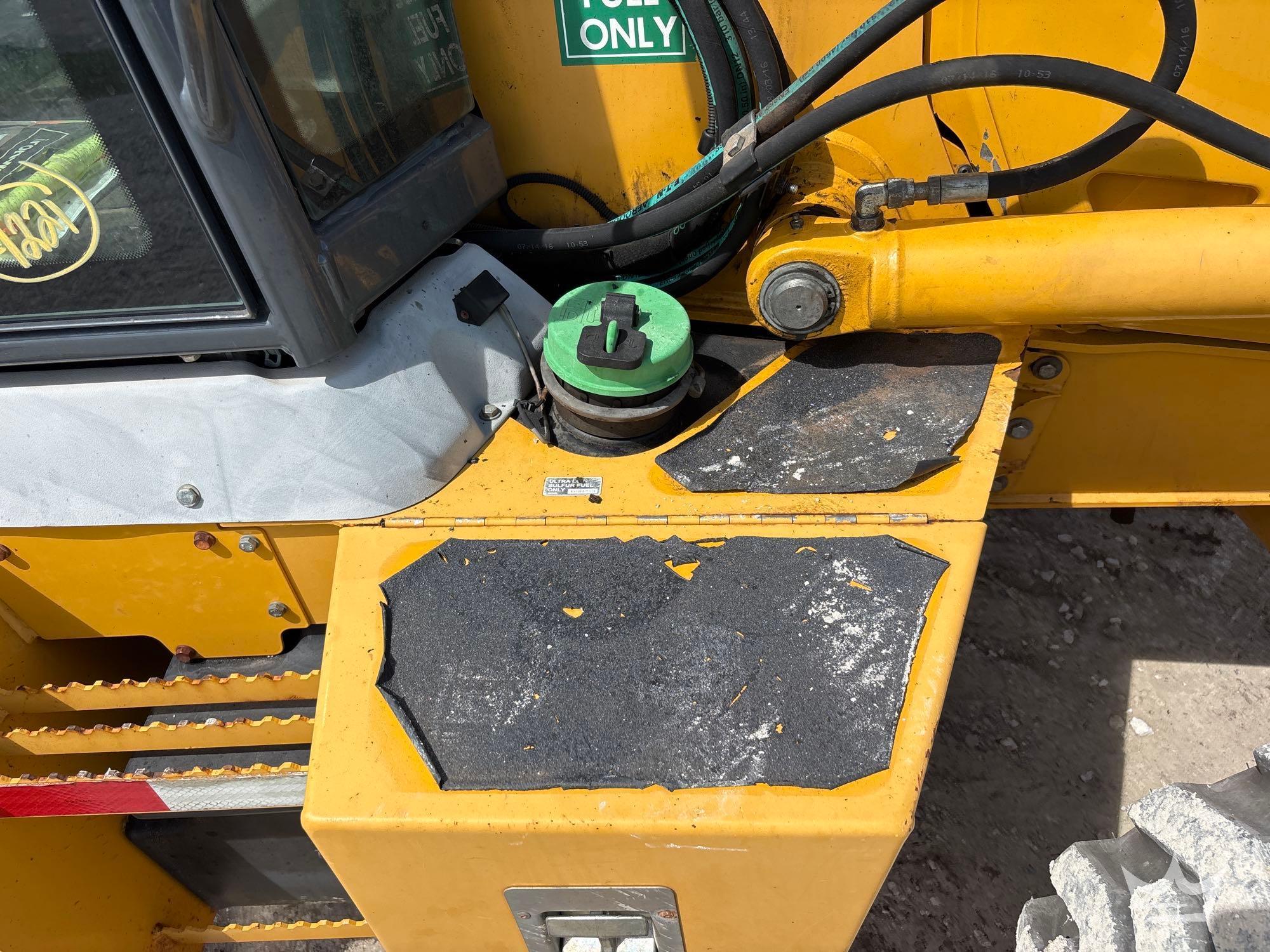 2016 John Deere 310S