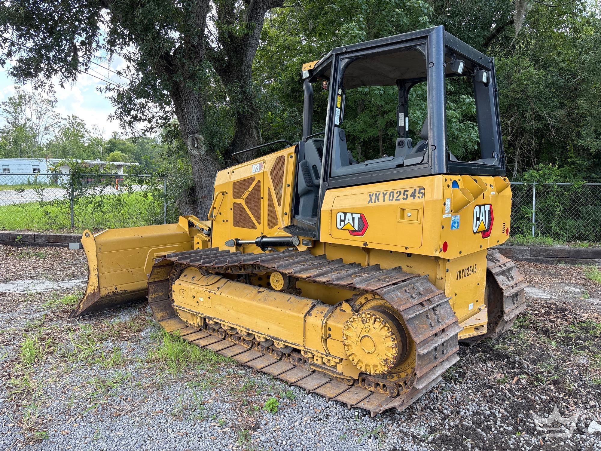 2022 Caterpillar D3