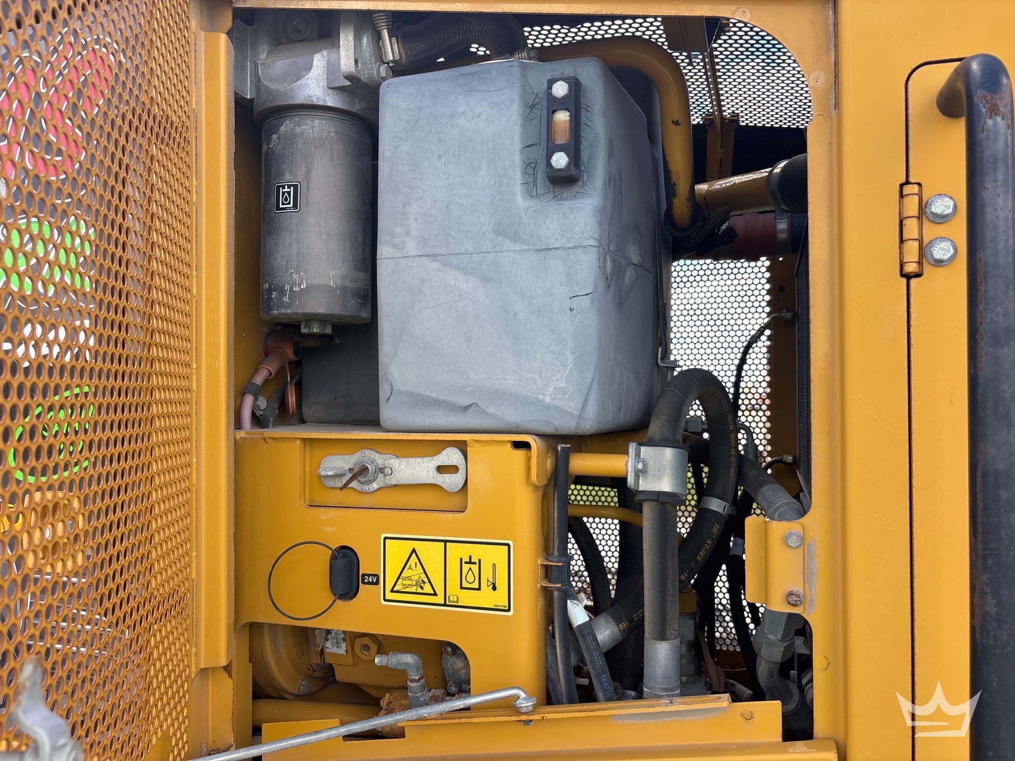 2011 Caterpillar 12M