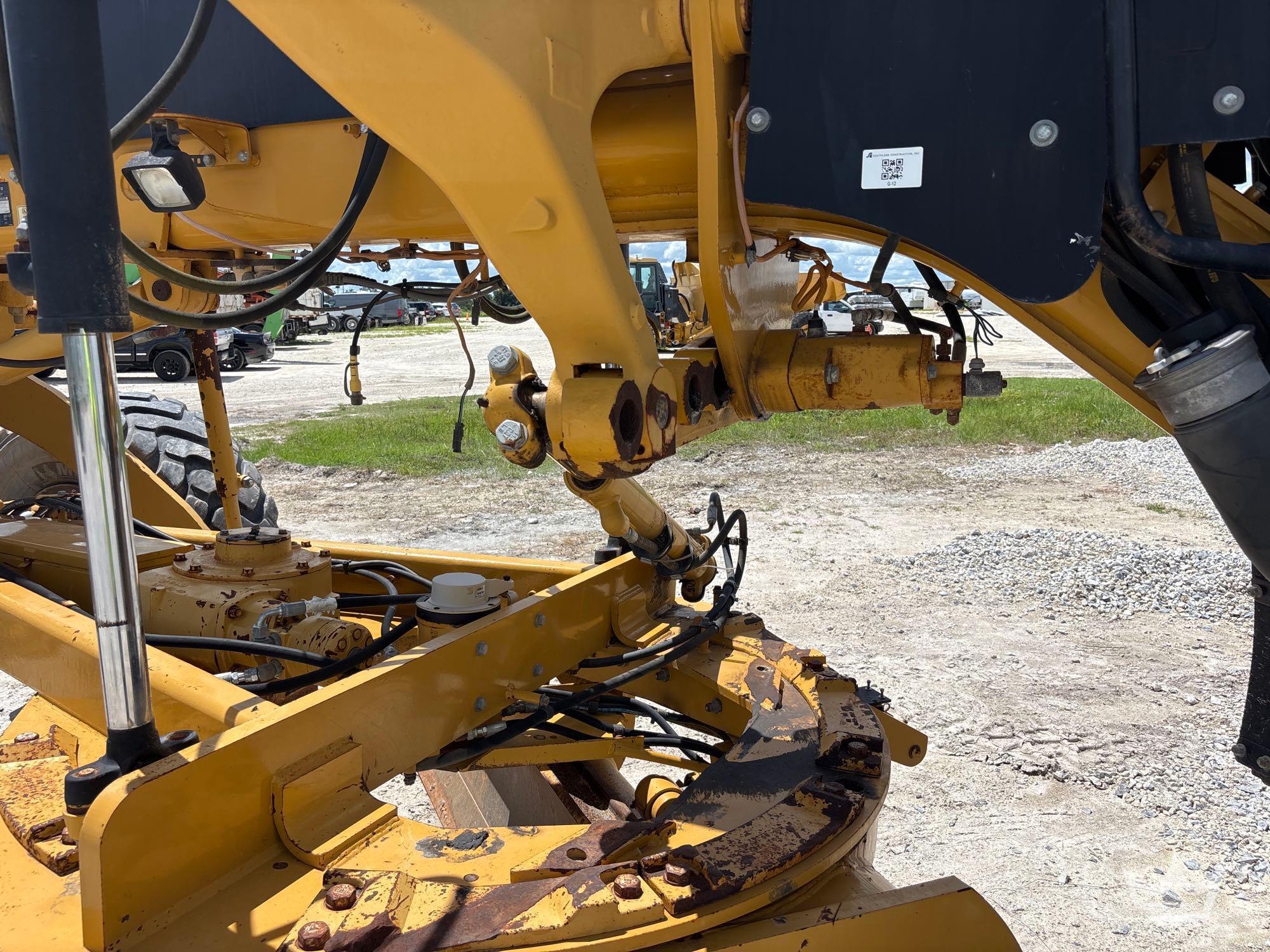 2011 Caterpillar 12M
